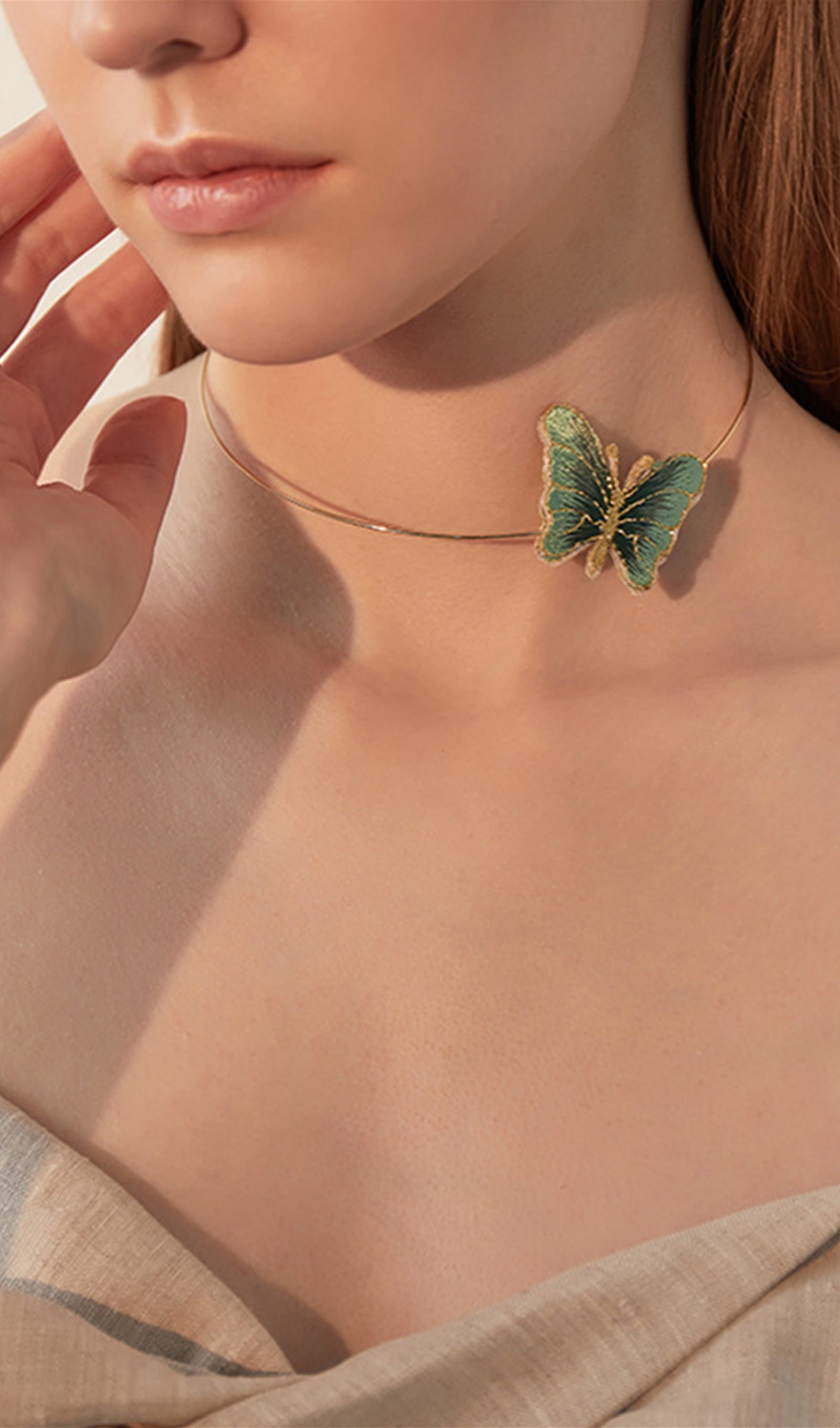 Kelebek Yuvarlak Choker Kolye