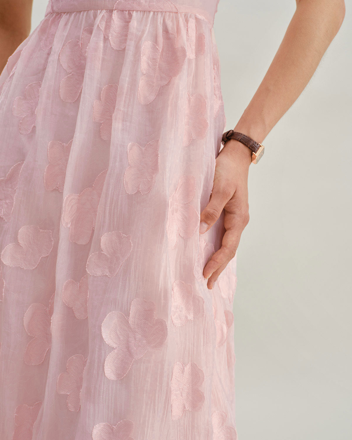 Pembe Kare Yaka Kabarık Kollu Midi Elbise