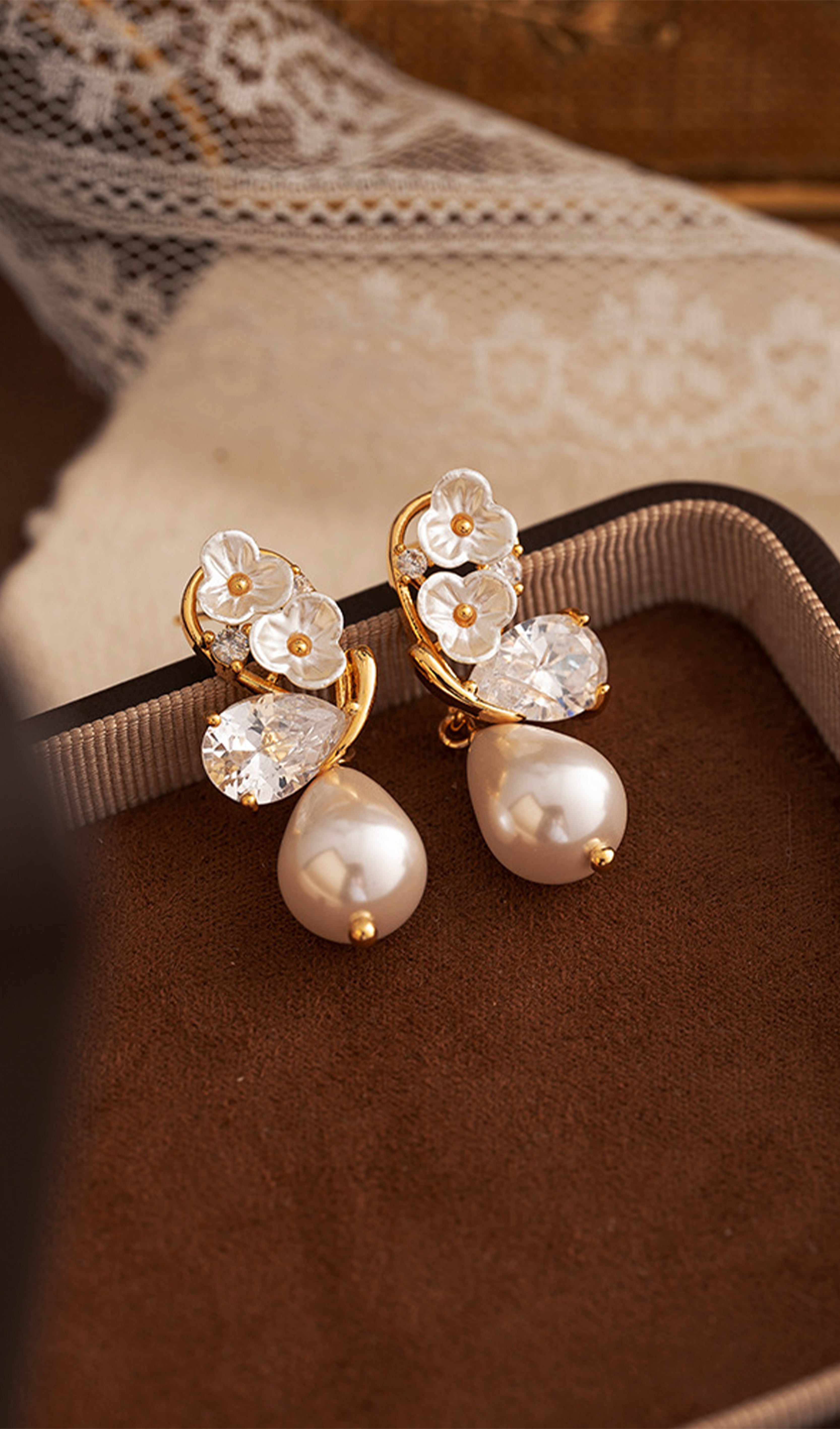 Vintage Çiçek Küpeler