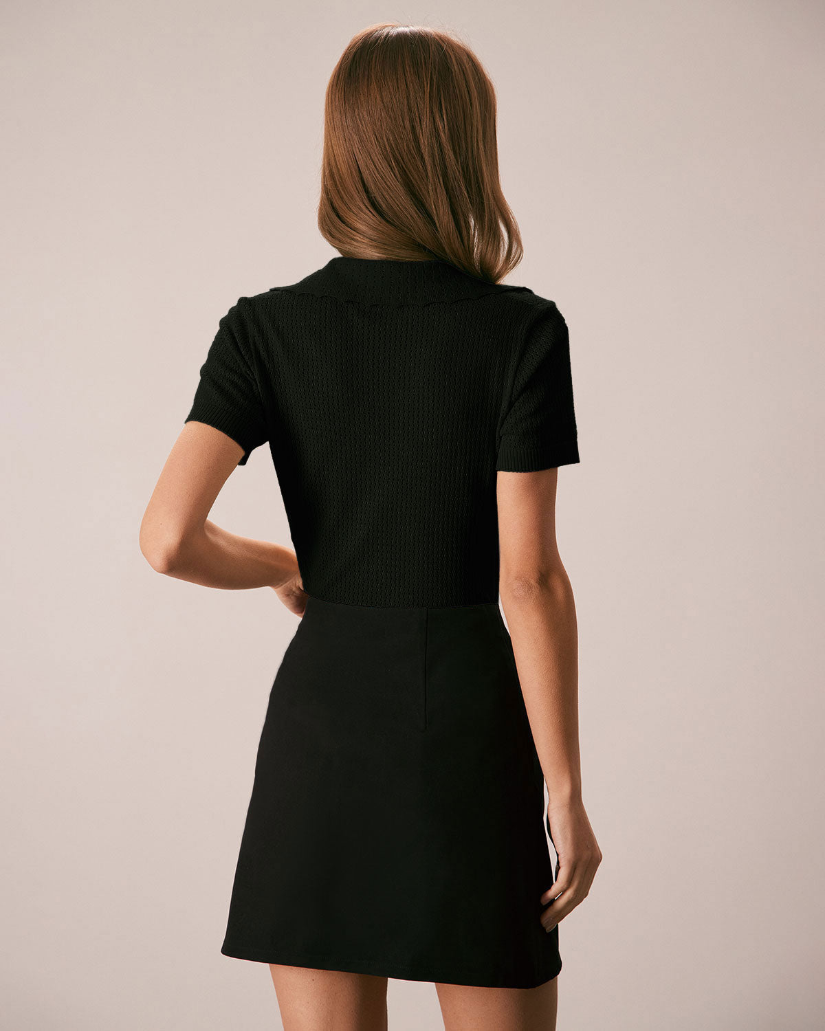 Siyah V Yaka Düğmeli Pointelle Örgü Tişört