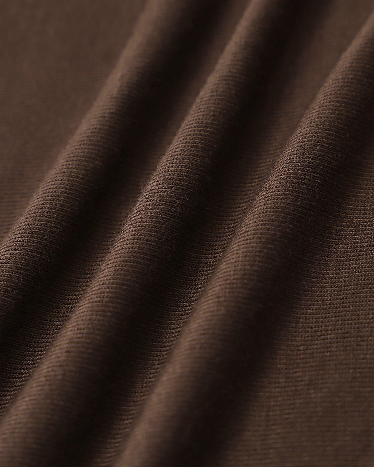 Kahverengi Yuvarlak Yaka İnce Örgü Tişört