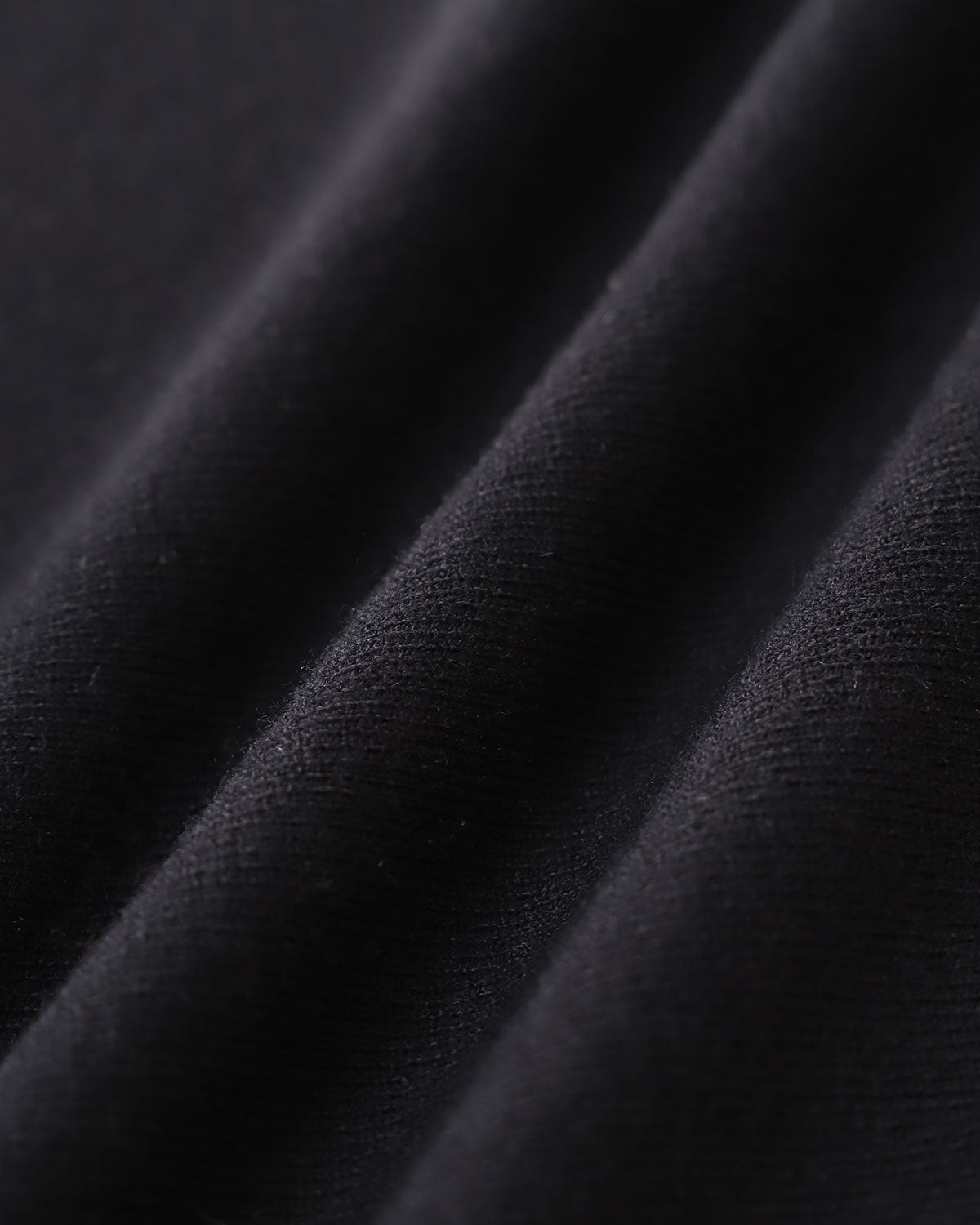 Siyah Kontrast Vücuda Oturan Kazak Maksi Elbise