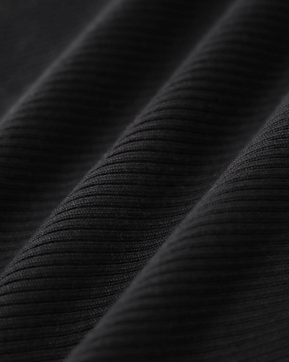 Siyah Kontrast Vücuda Oturan Slip Kazak Elbise