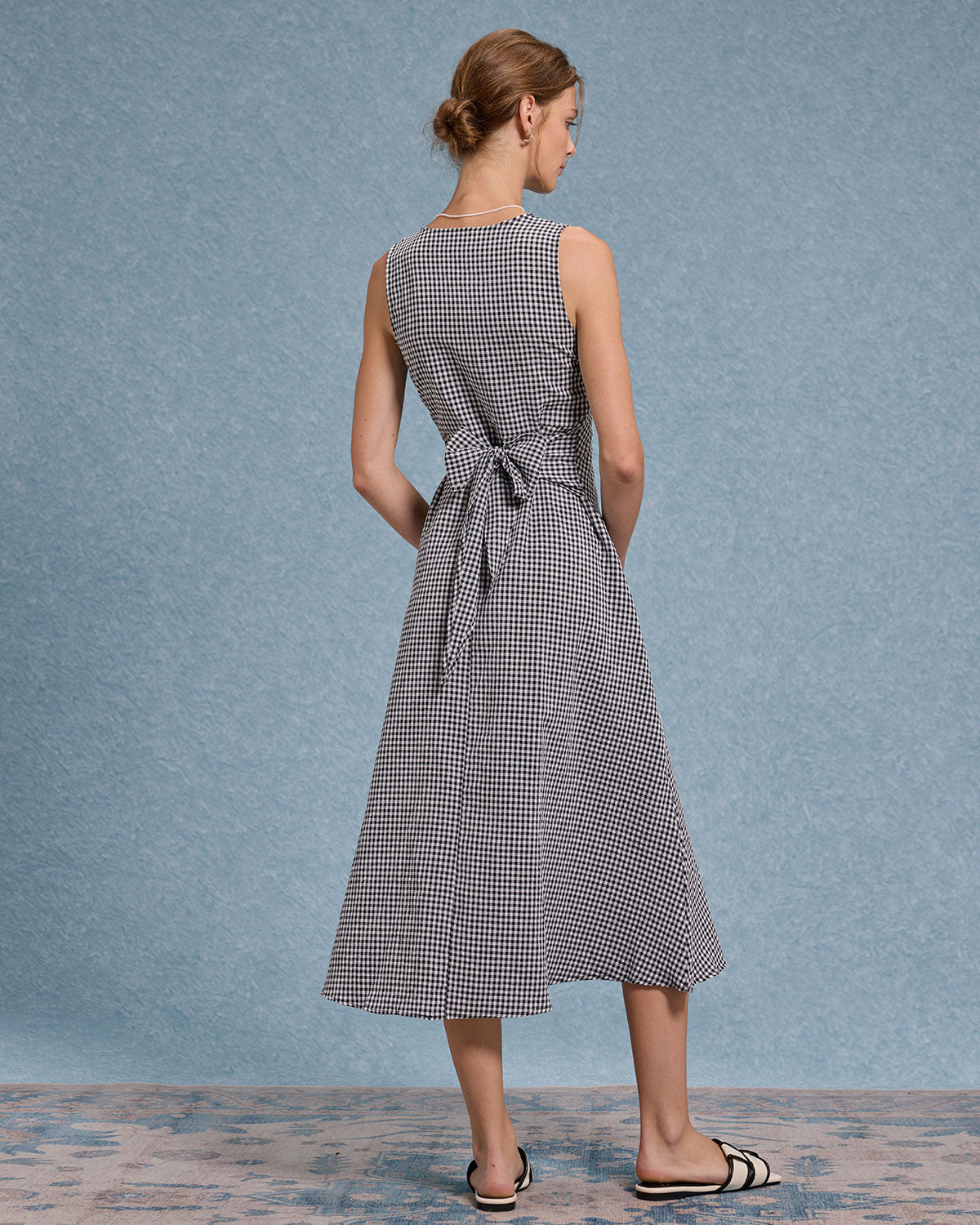 Siyah Ekose V Yaka Kolsuz Maksi Elbise