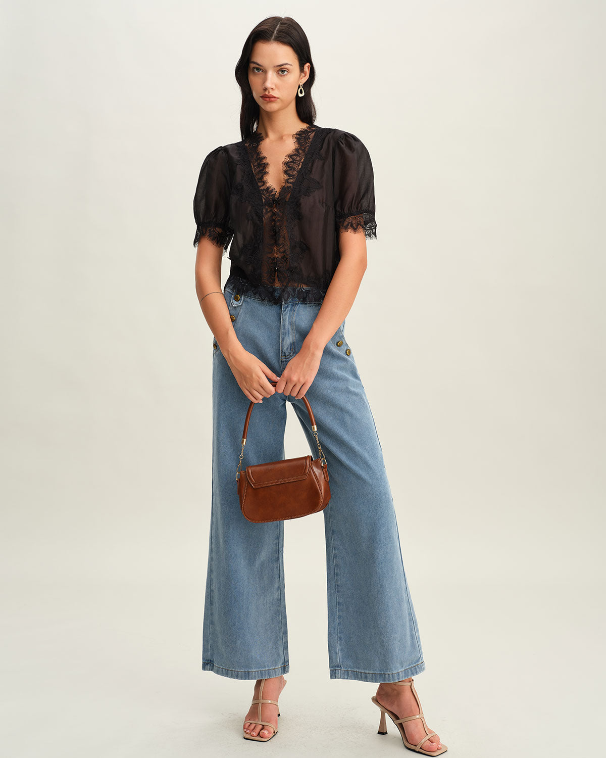 Siyah Kabarık Kollu Dantel Bluz