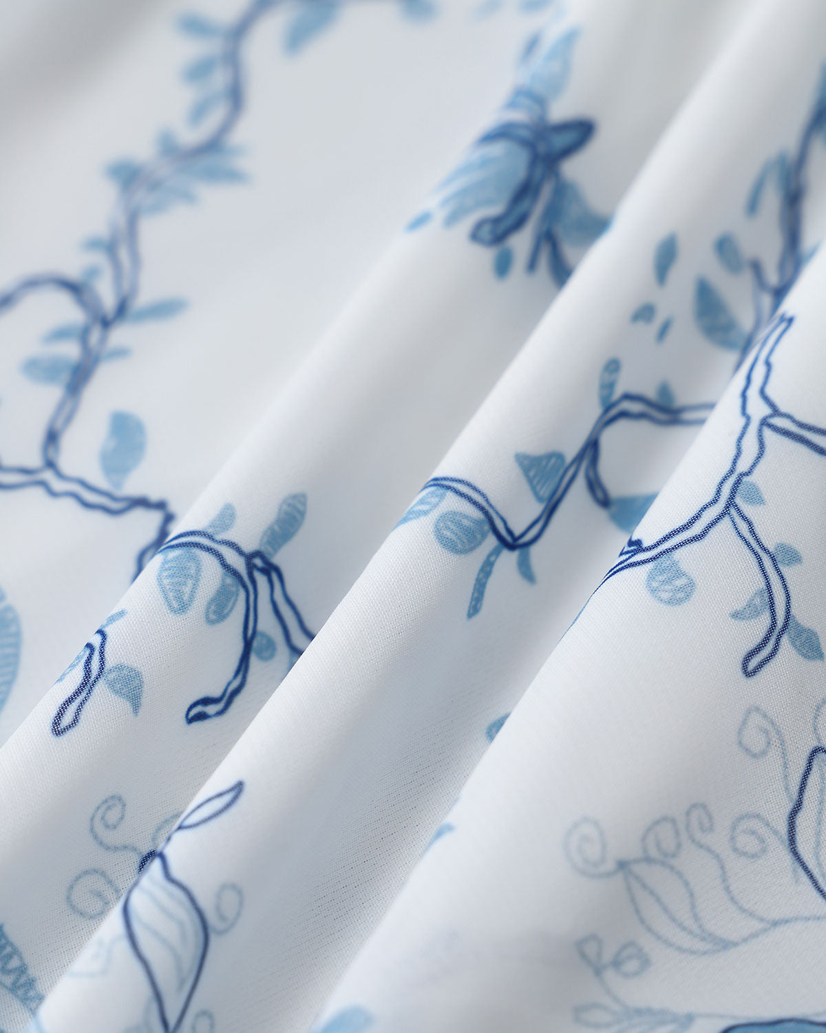 Beyaz Çiçekli Katmanlı Midi Etek