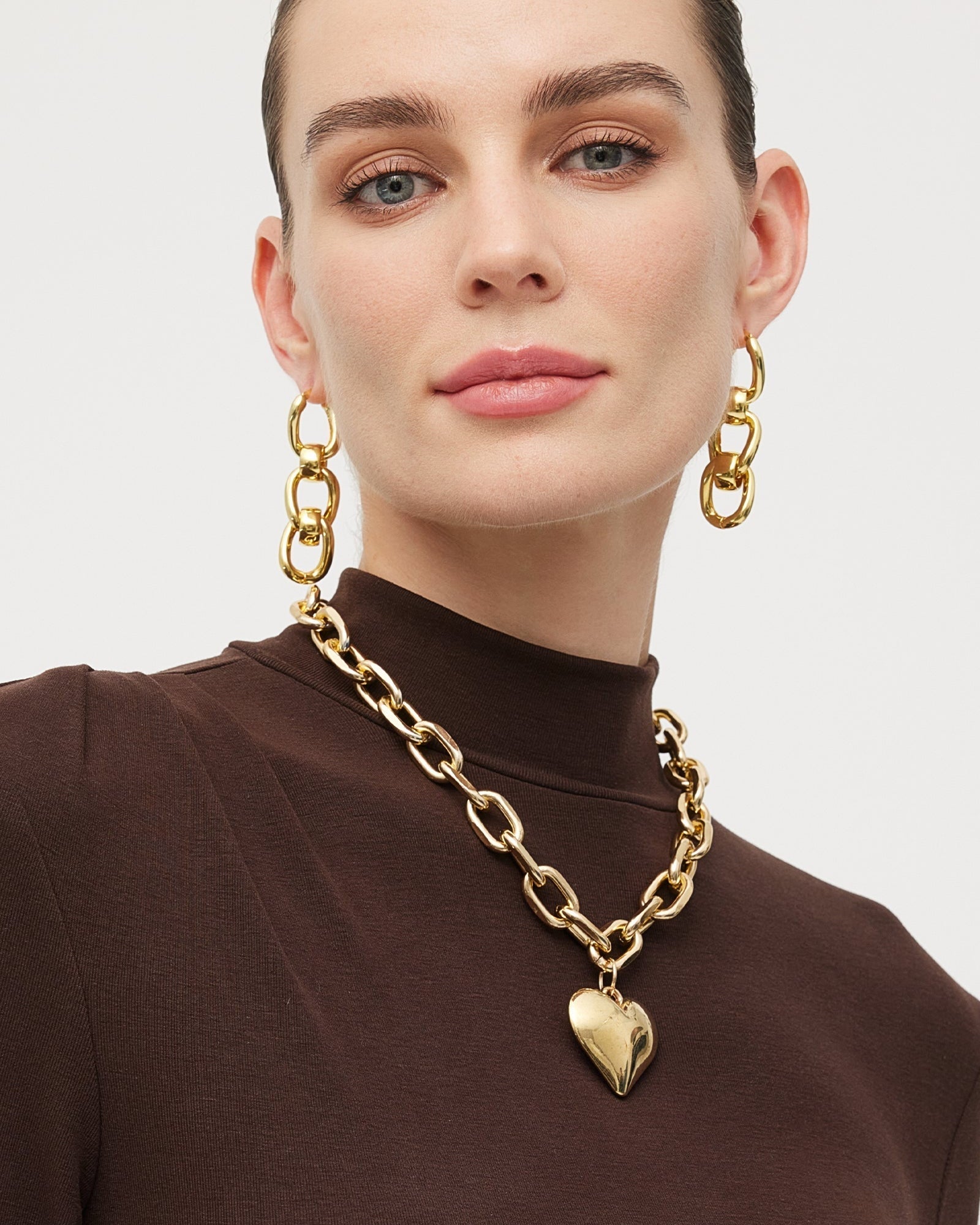 Kalp Şeklinde Metal Kolye