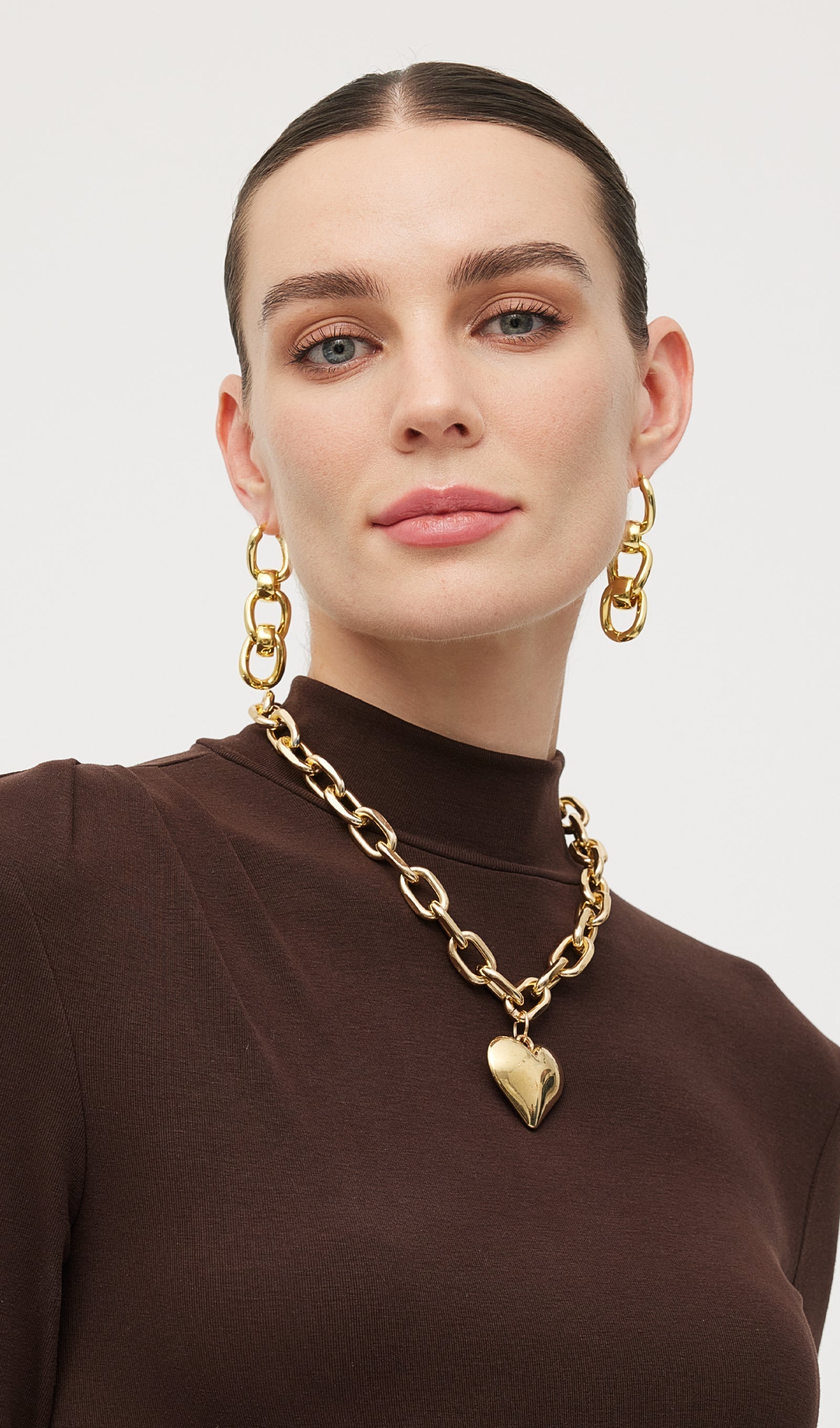 Kalp Şeklinde Metal Kolye