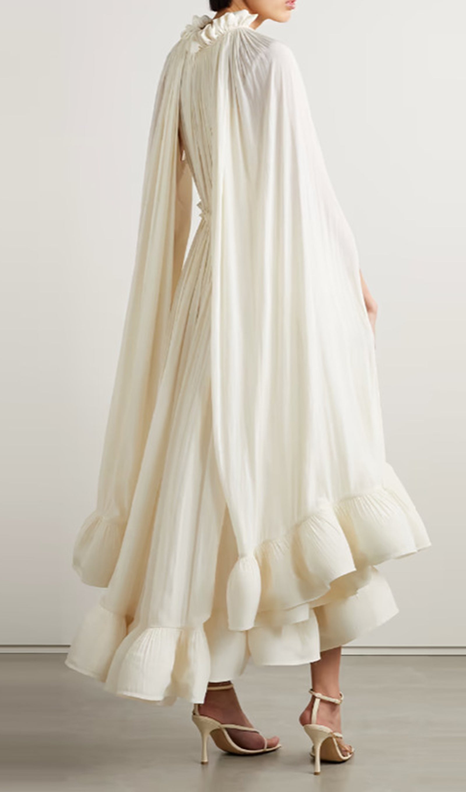 Pelerin Kollu Pileli Bol Midi Elbise