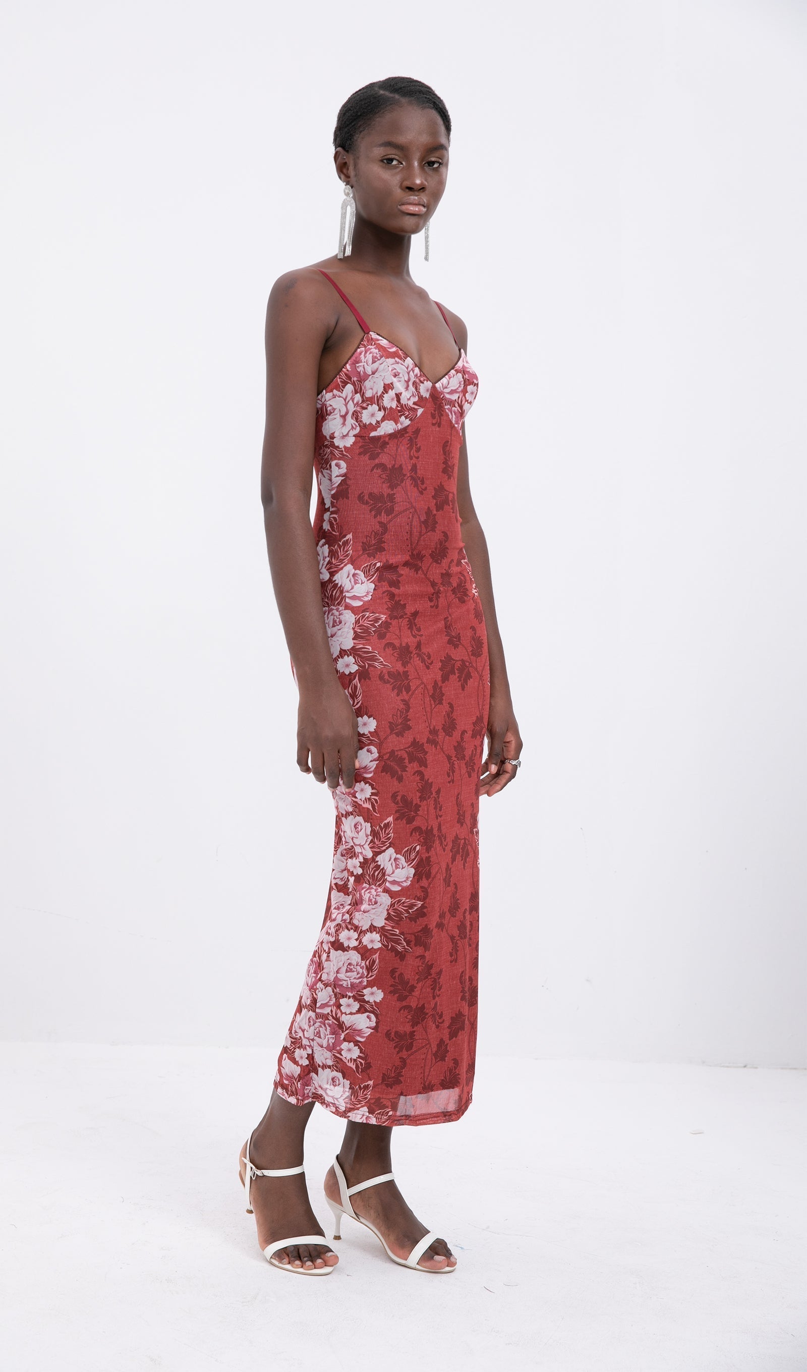 Moda Çiçek Desenli Gül Çizgili Uzun Elbise