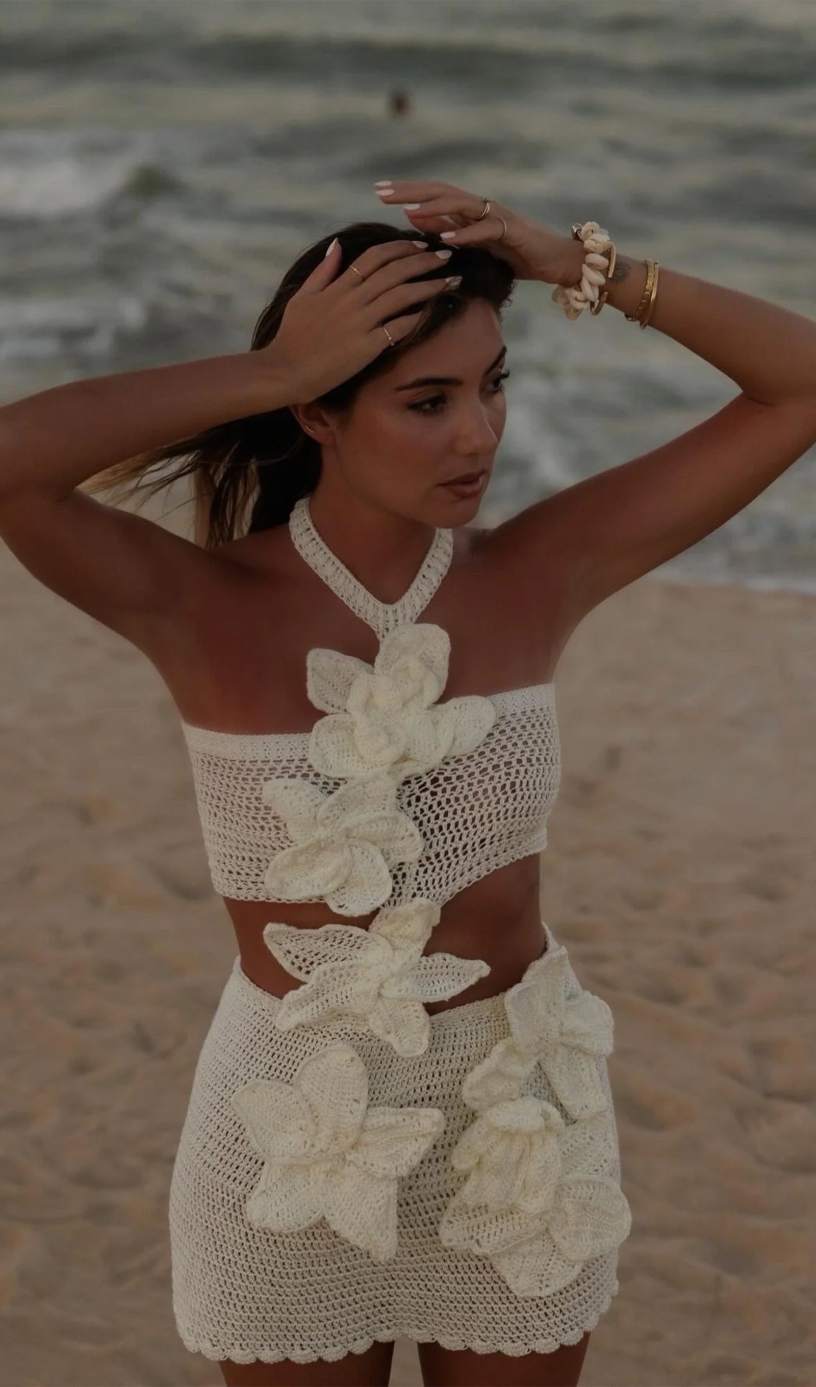 Beyaz/Siyah Örgü Çiçekli Mini Elbise