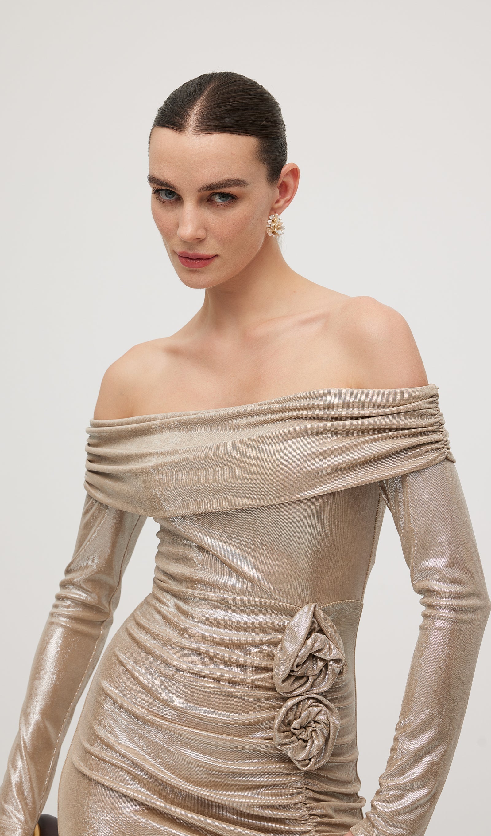 Omuz Açık Uzun Kollu Mini Elbise