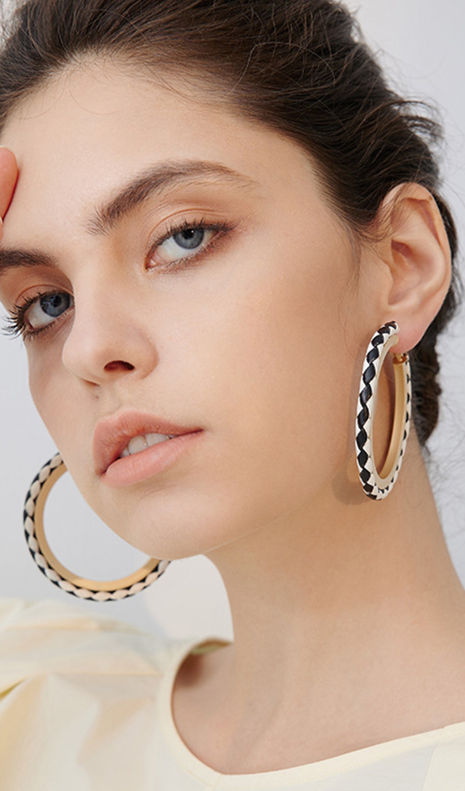 Suni Deri Yuvarlak Halka Küpeler