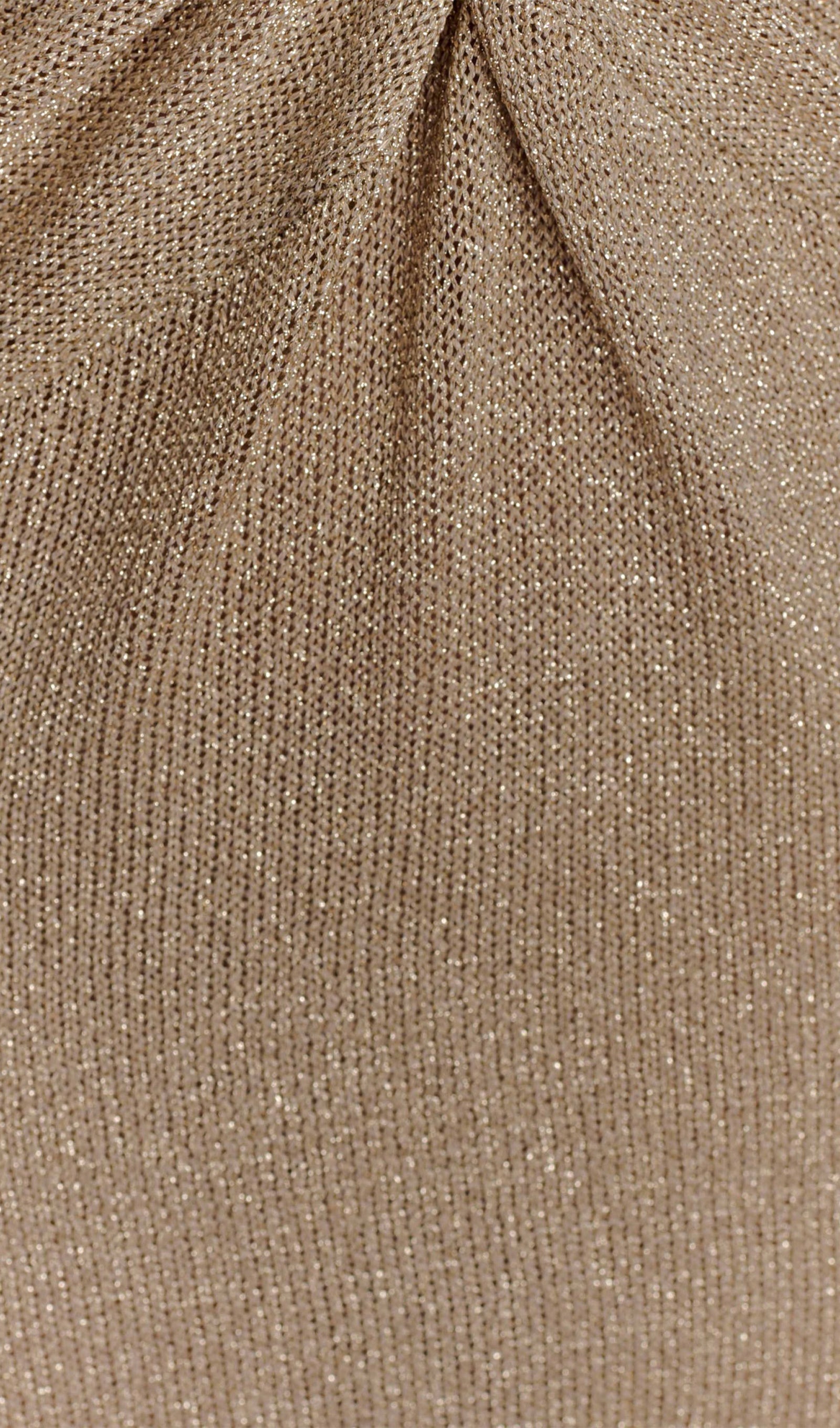 Altın Rengi Bükülmüş Metalik Örgü Uzun Elbise