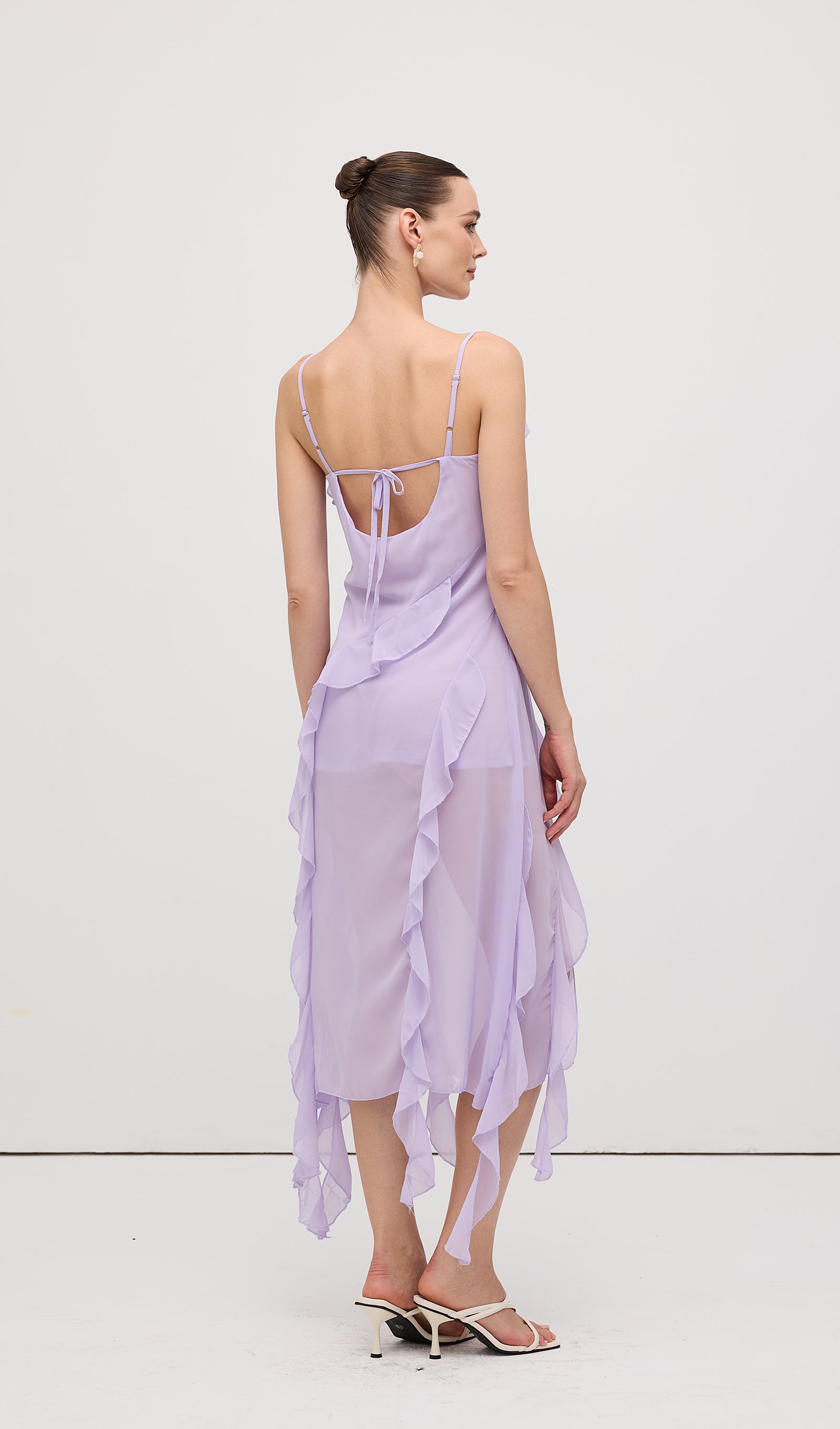 Fırfırlı Detaylı Uzun Elbise