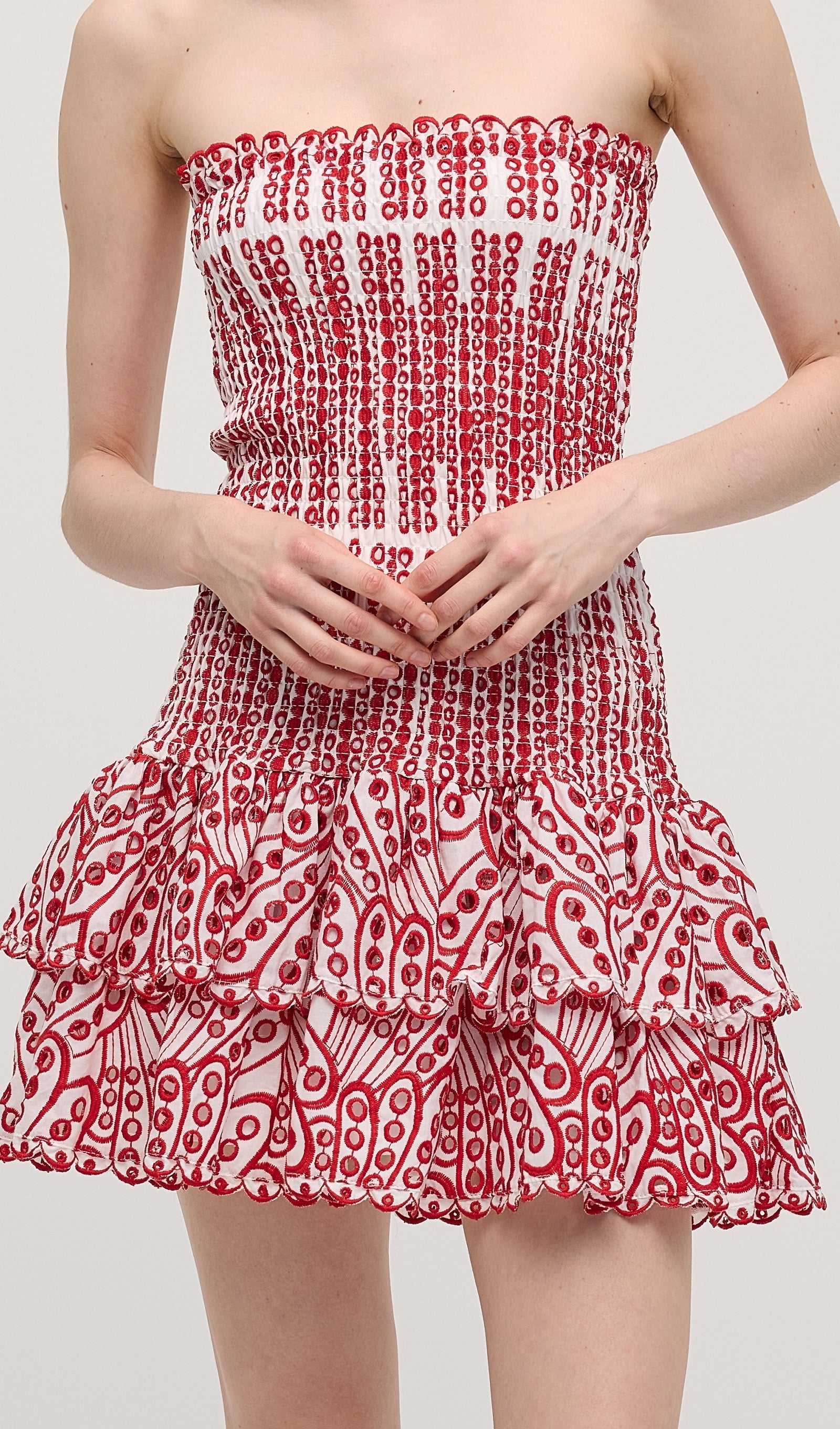 Kırmızı İşlemeli Mini Pamuklu Elbise