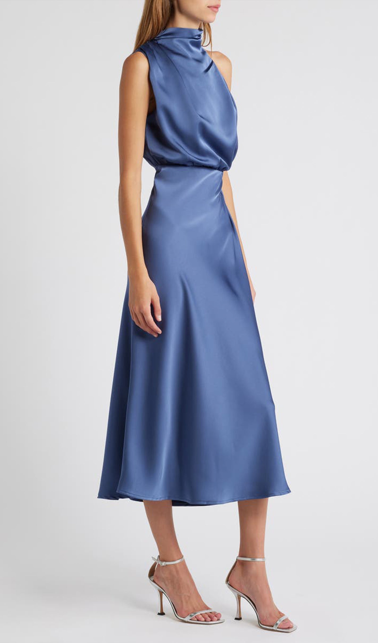 Asimetrik Saten Midi Elbise Papatya Mavisi