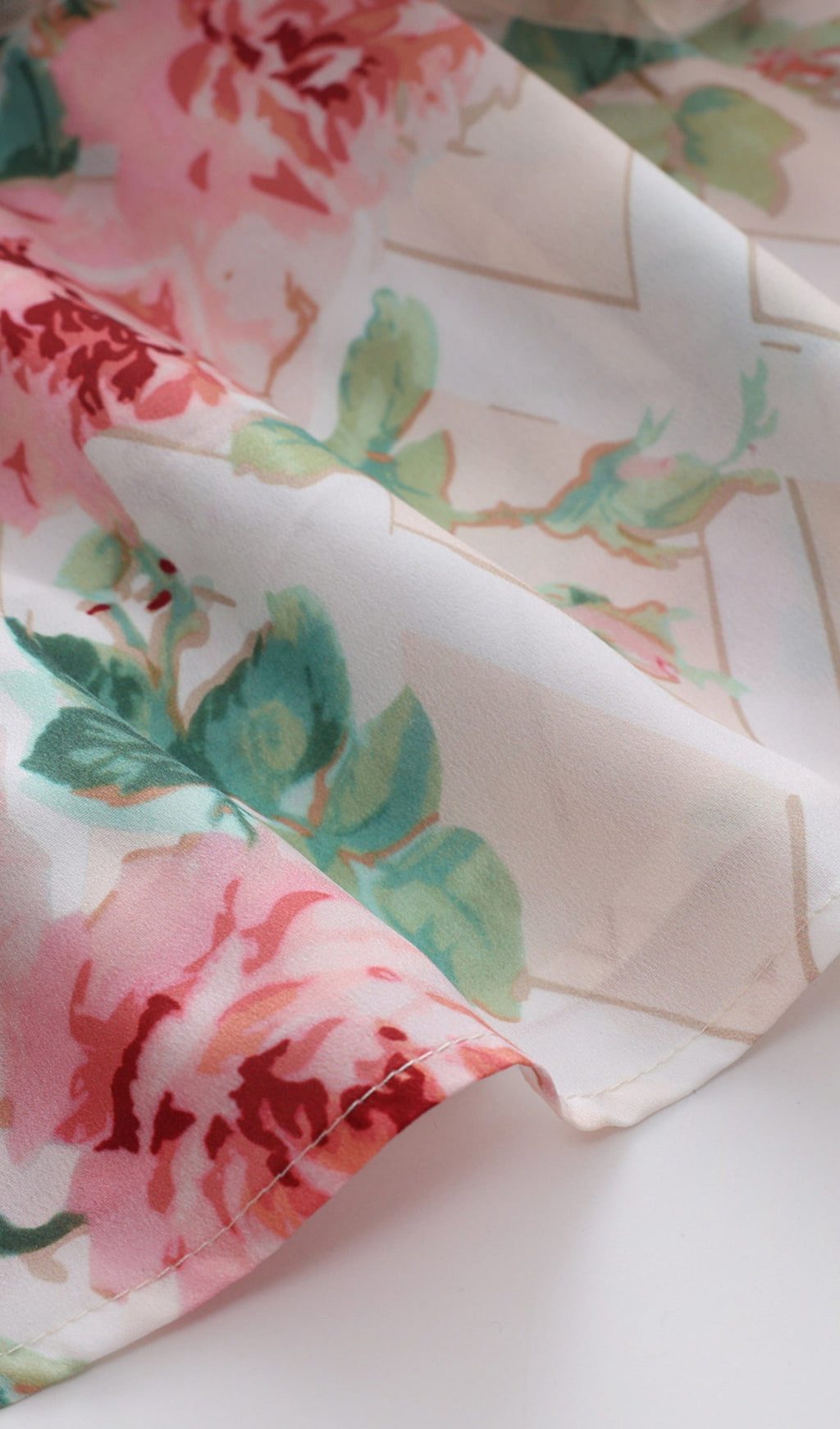 Omuz Açık Çiçekli Volanlı File Uzun Elbise