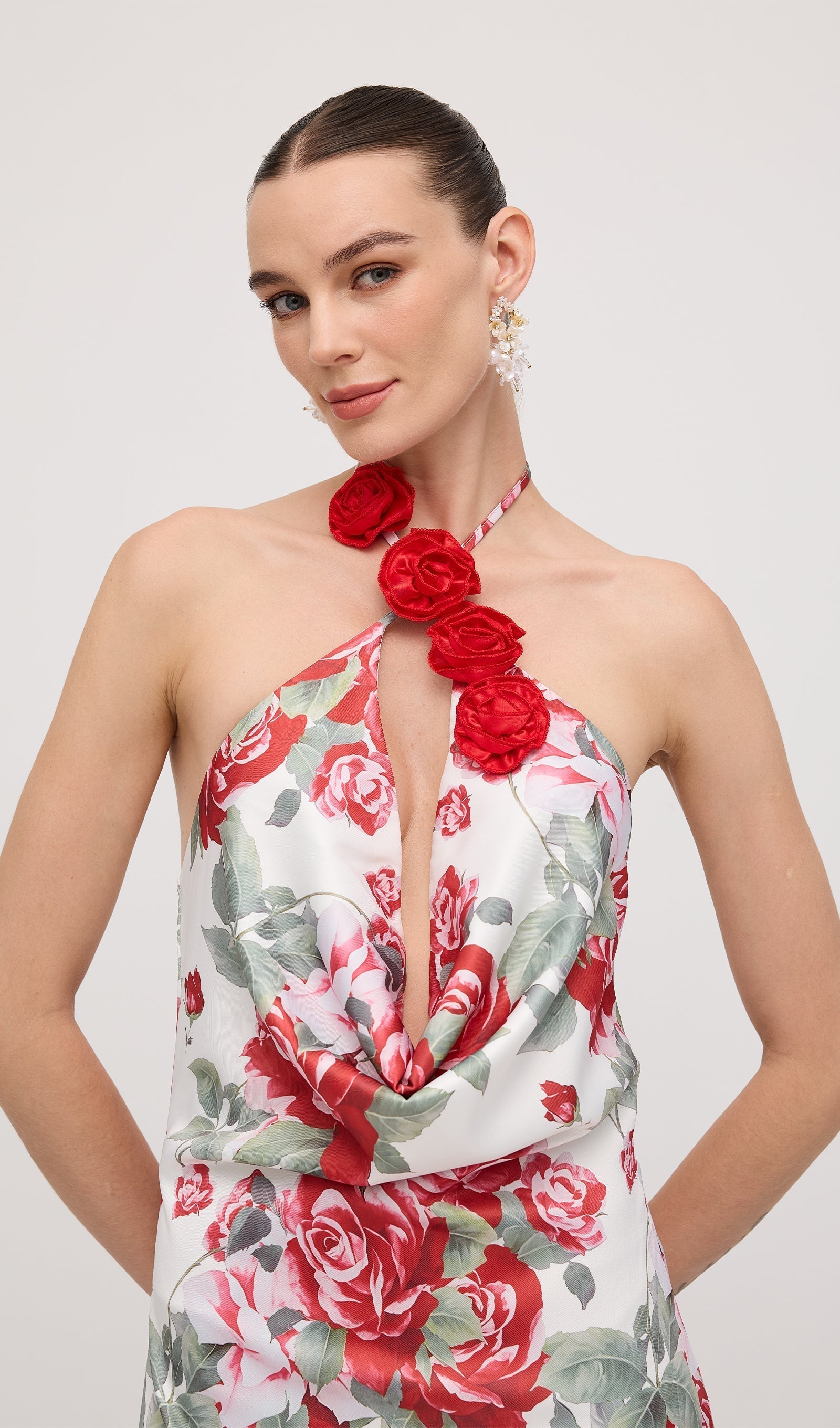 Kapüşonlu Yaka Uzun Elbise Çiçek Desenli