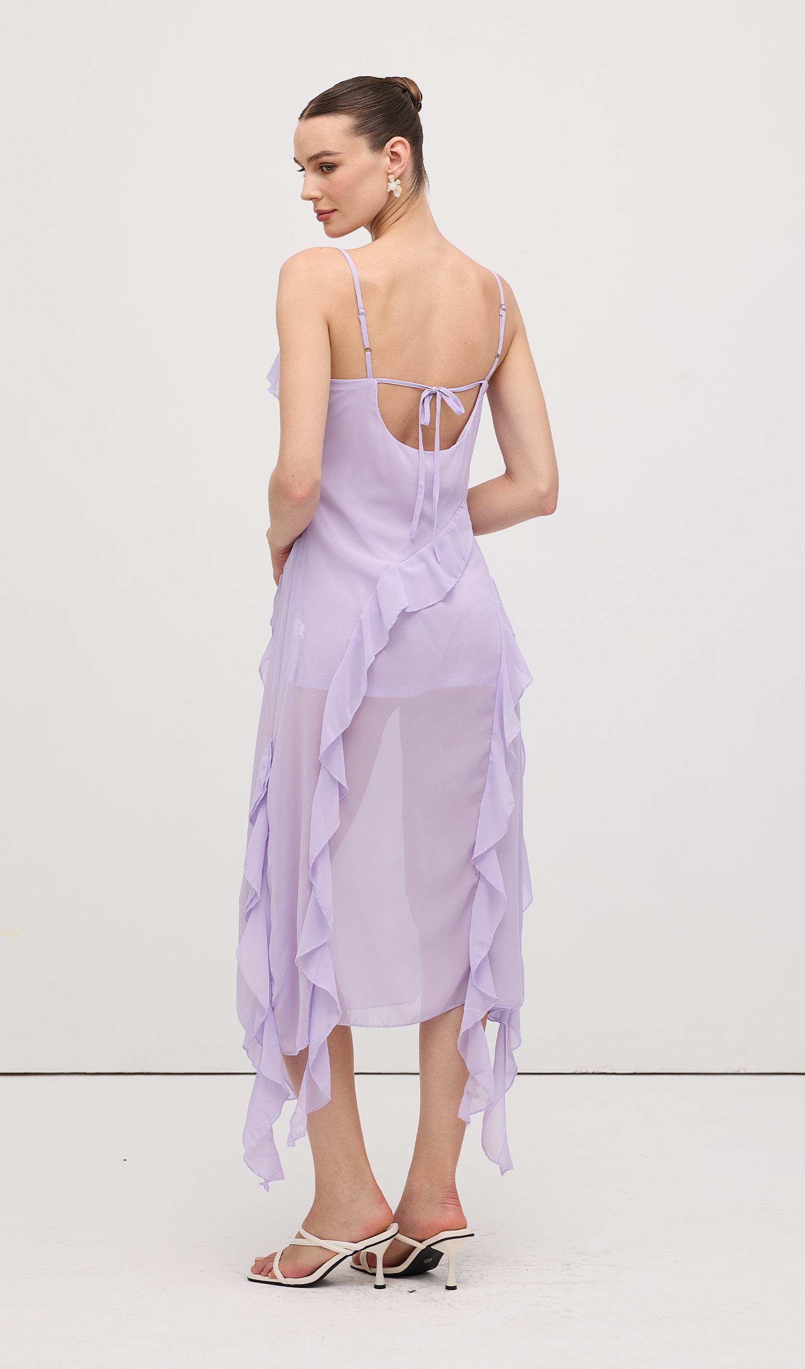 Fırfırlı Detaylı Uzun Elbise