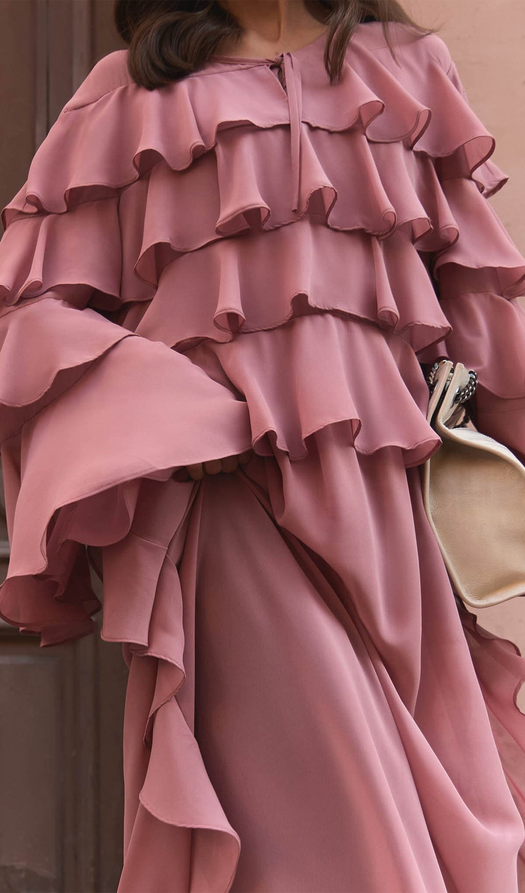 Pembe Volanlı Uzun Elbise