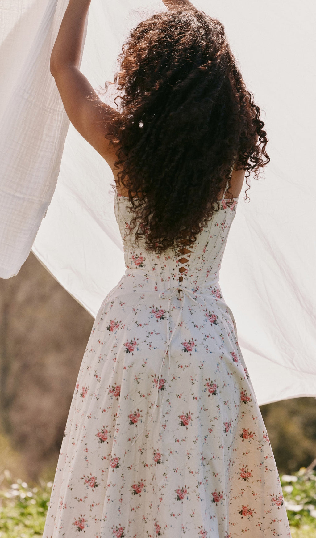 Beyaz Çiçekli Streç Pamuklu Midi Elbise