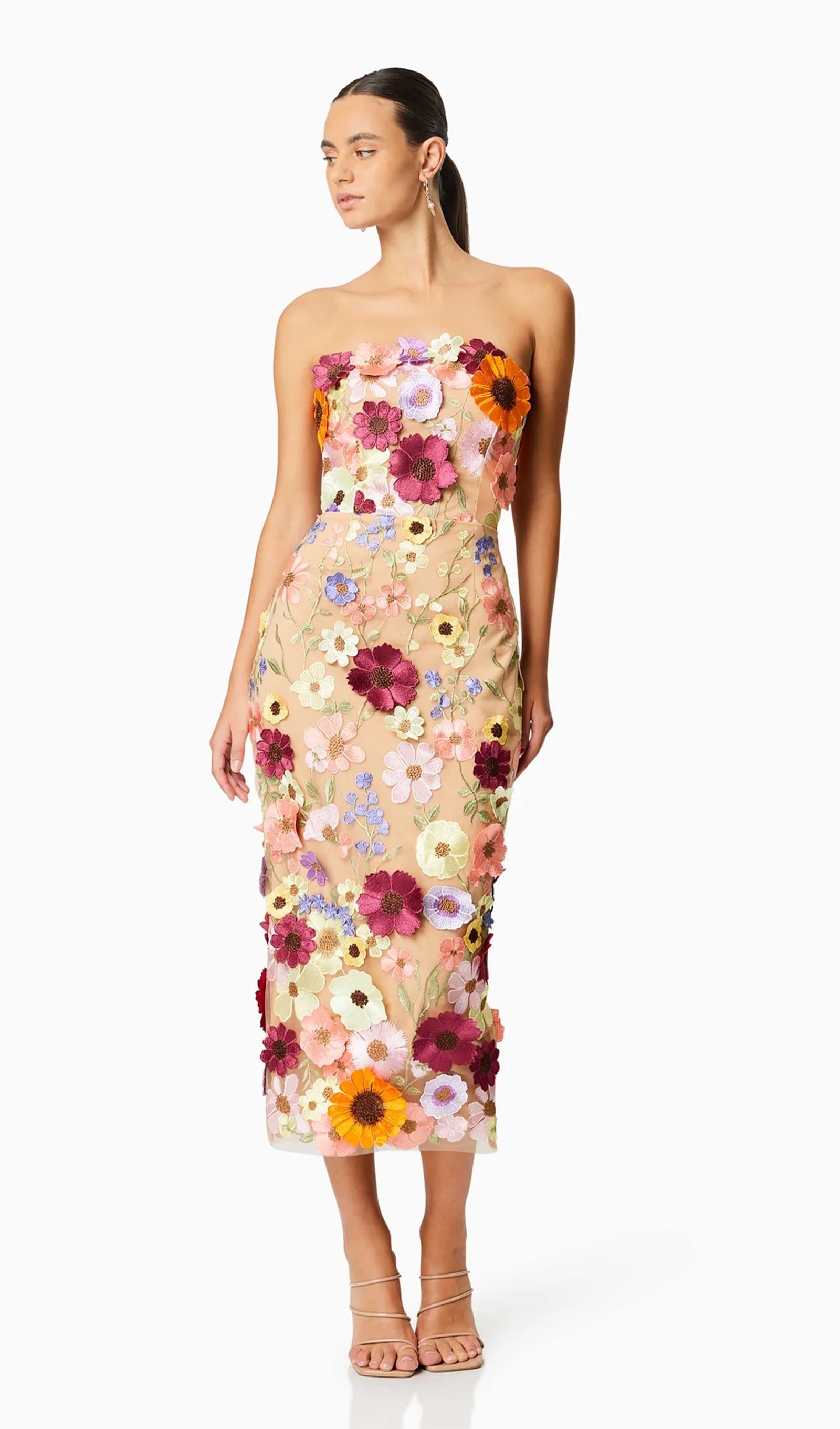 Çiçek İşlemeli Kolsuz Midi Elbise