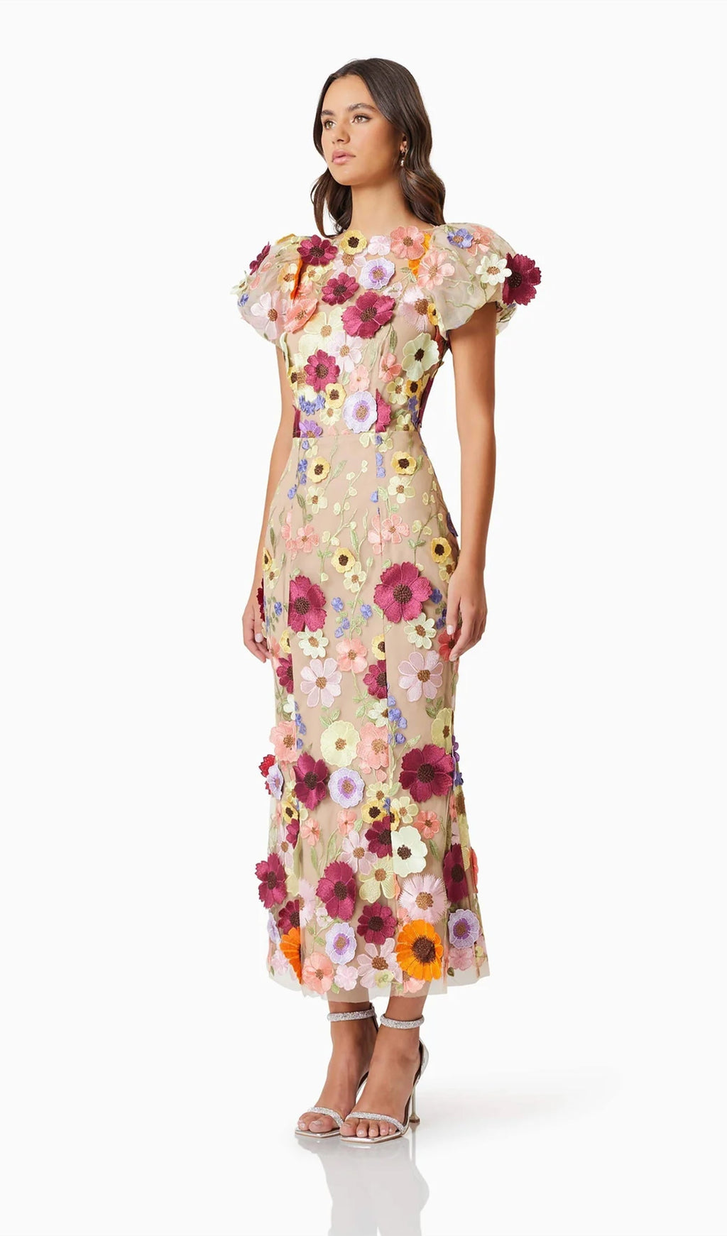 Kayısı Rengi Çiçekli 3D Dantel Midi Elbise