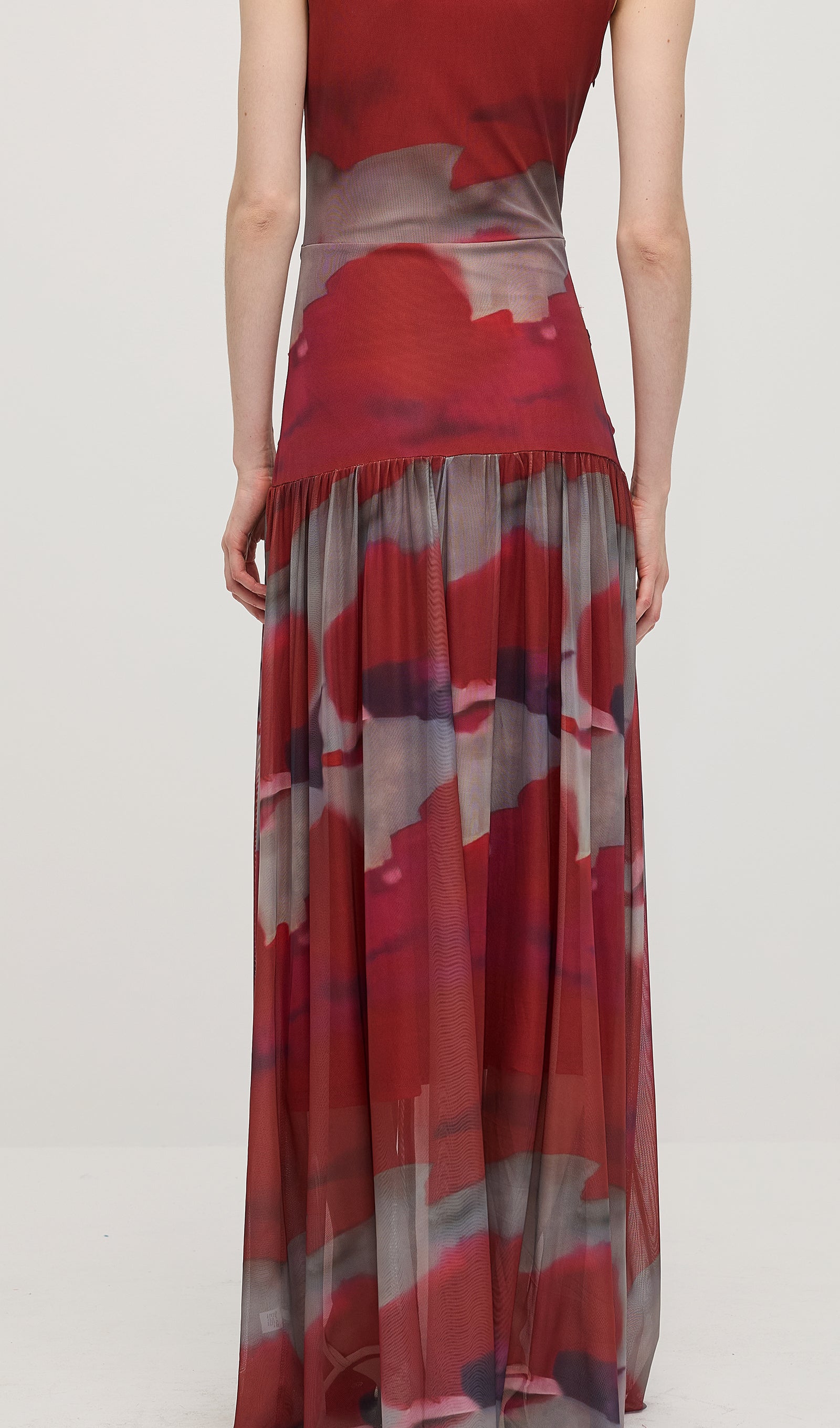 Kolsuz Soyut Çiçek Desenli Slip Uzun Elbise