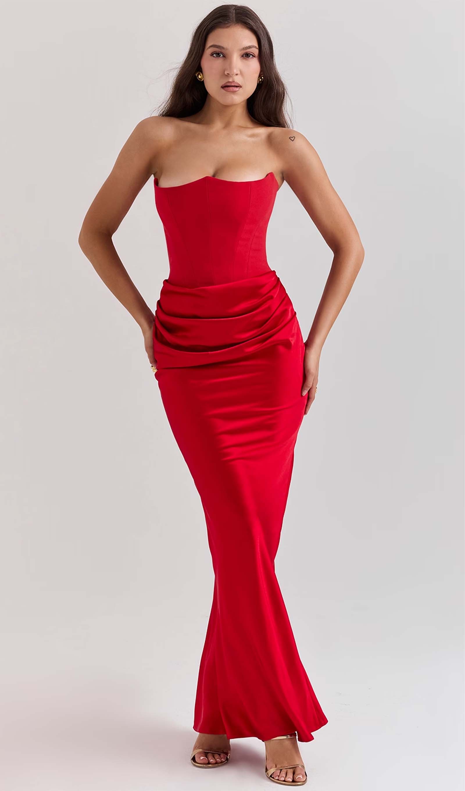 Omuz Açık Saten Uzun Elbise