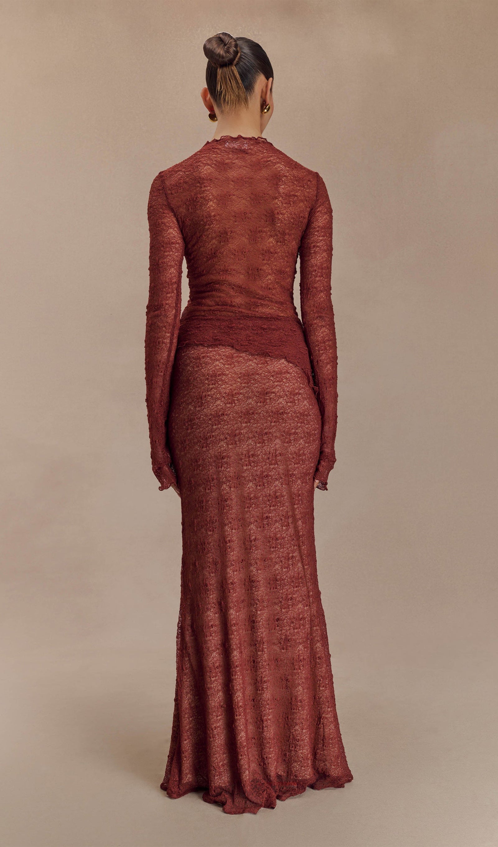 Kırmızı Şeffaf Dantel Üst Ve Uzun Etek Takımları