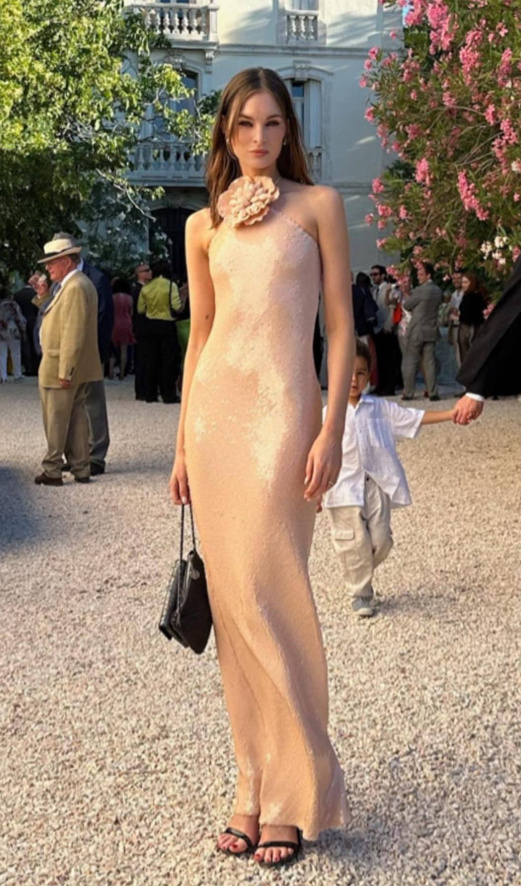 Çiçekli Askılı Payetli Uzun Elbise