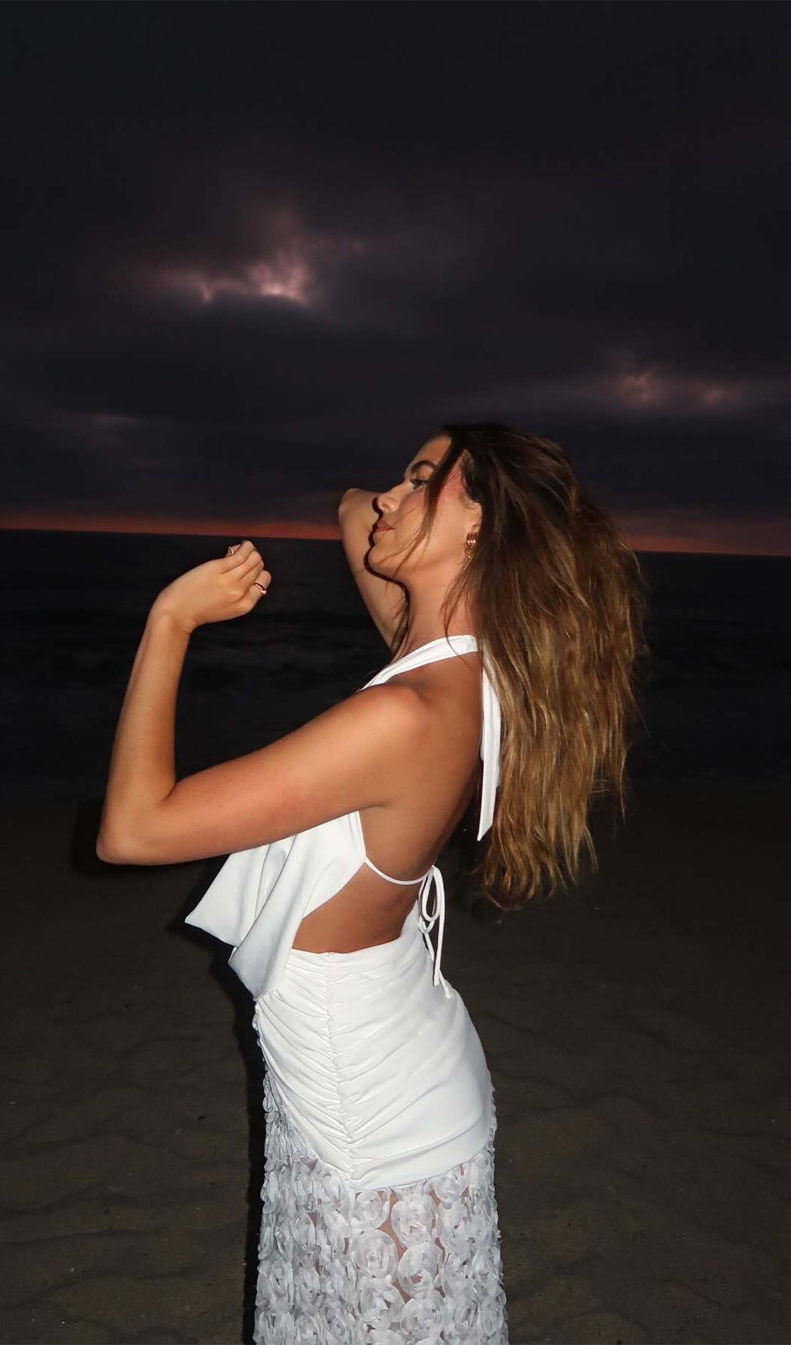 Halter Dokulu Uzun Elbise