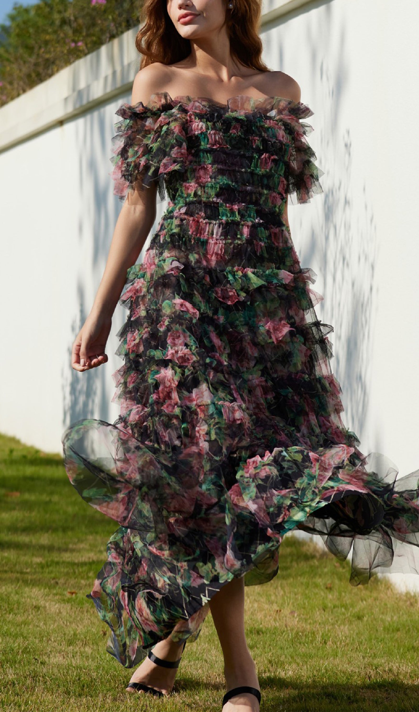 Omuz Açık Çiçekli Volanlı File Uzun Elbise