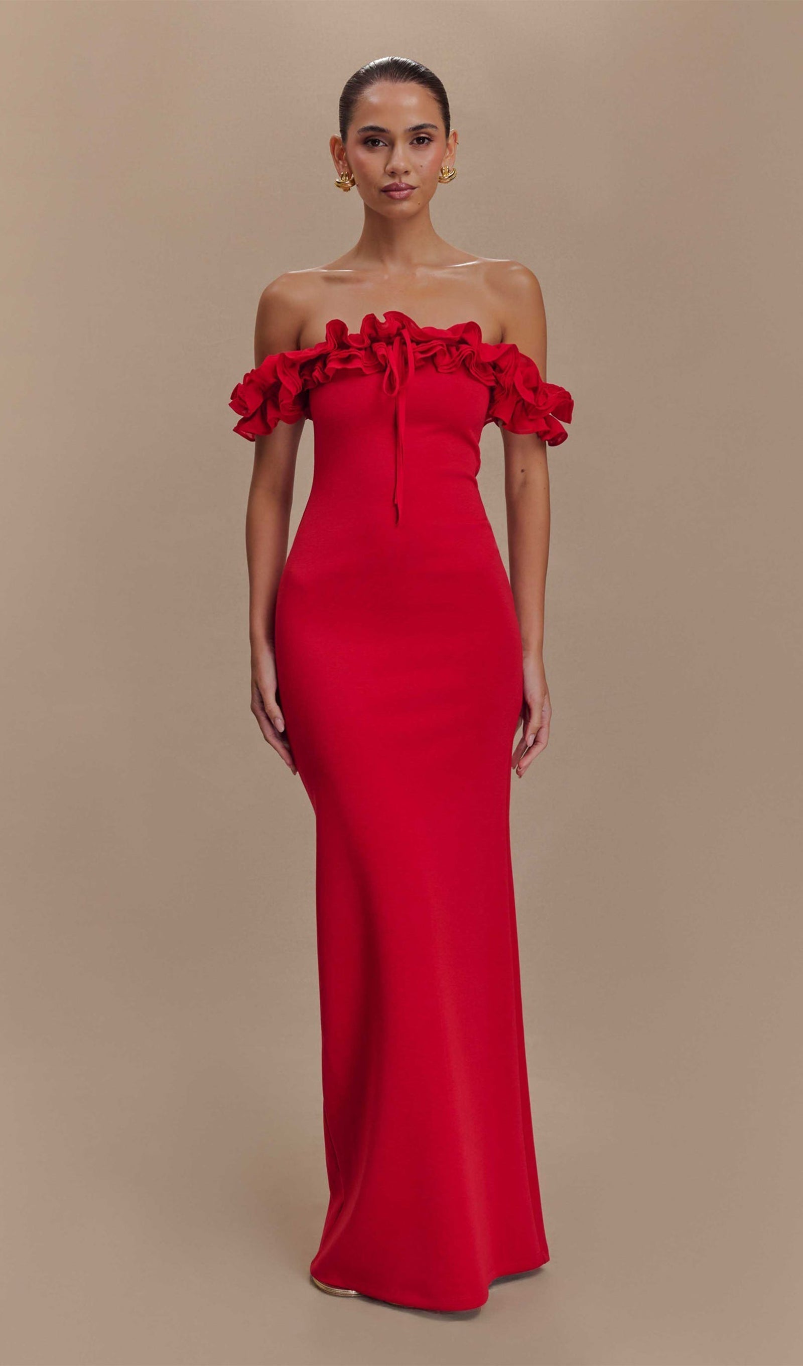 Volanlı Omuz Açık Maksi Elbise