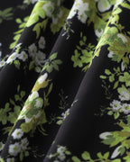 Siyah Çiçekli V Yaka Volanlı Midi Elbise