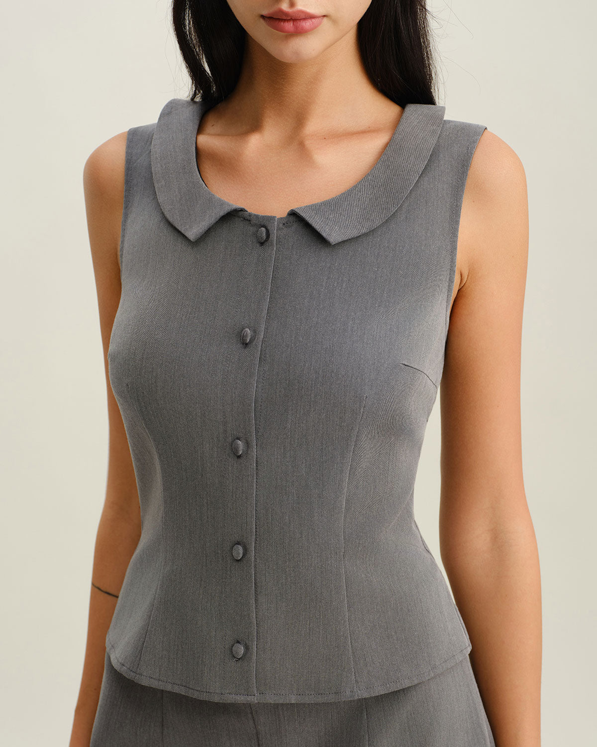 Gri Yaka Düğmeli Tank Top