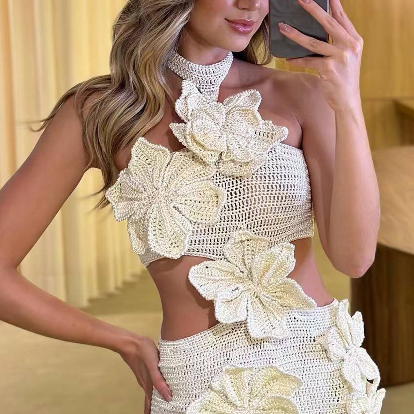 Beyaz/Siyah Örgü Çiçekli Mini Elbise