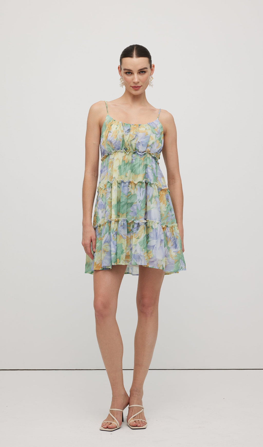 Çiçek Baskılı Fırfırlı Mini Elbise