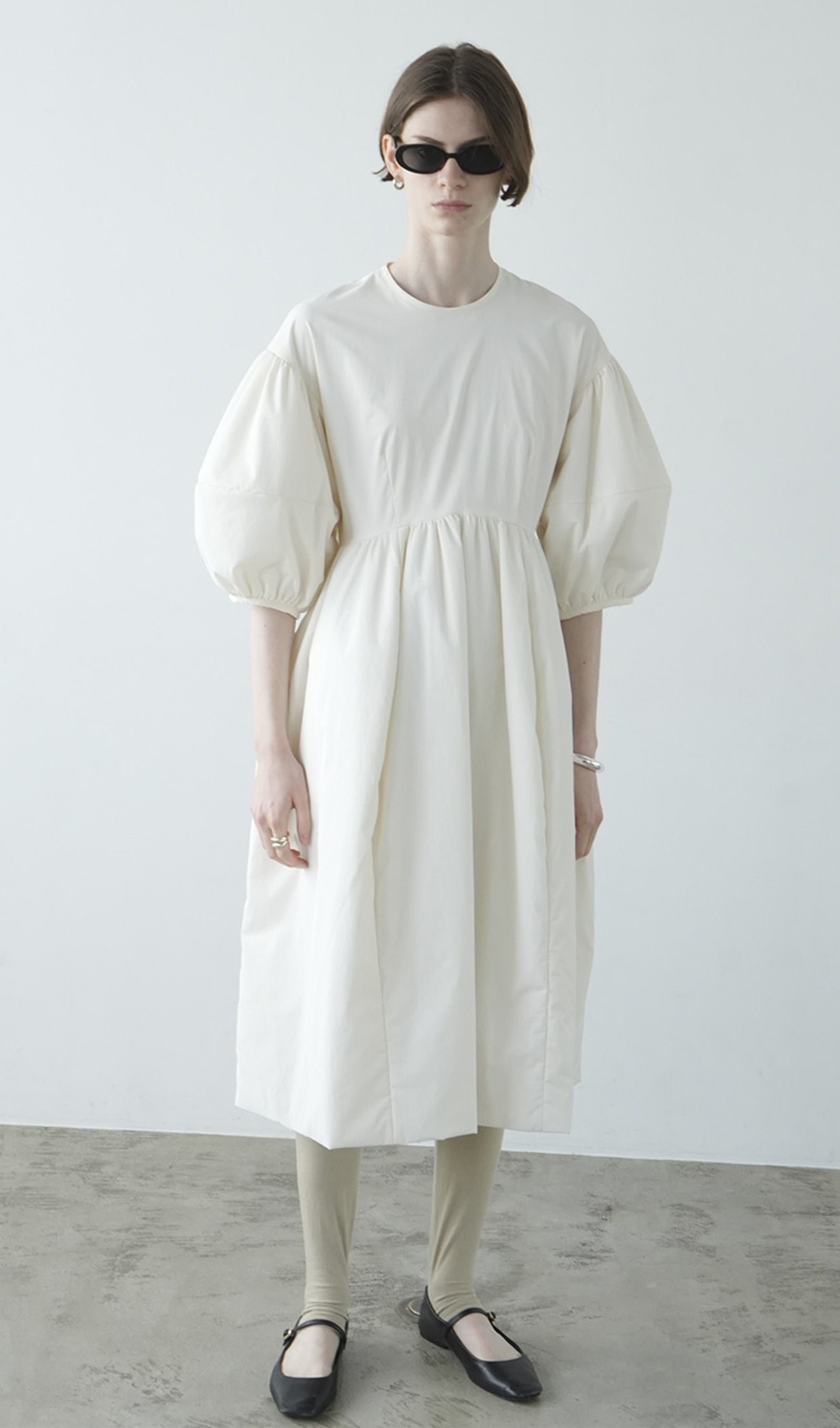 Dolgulu Hacimli Midi Elbise-Beyaz