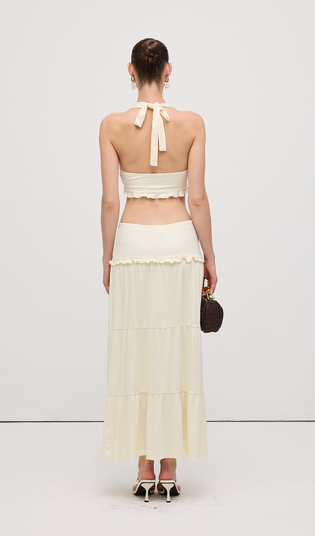 Askılı Üst Ve Bükümlü Fırfırlı Uzun Etek Takımları