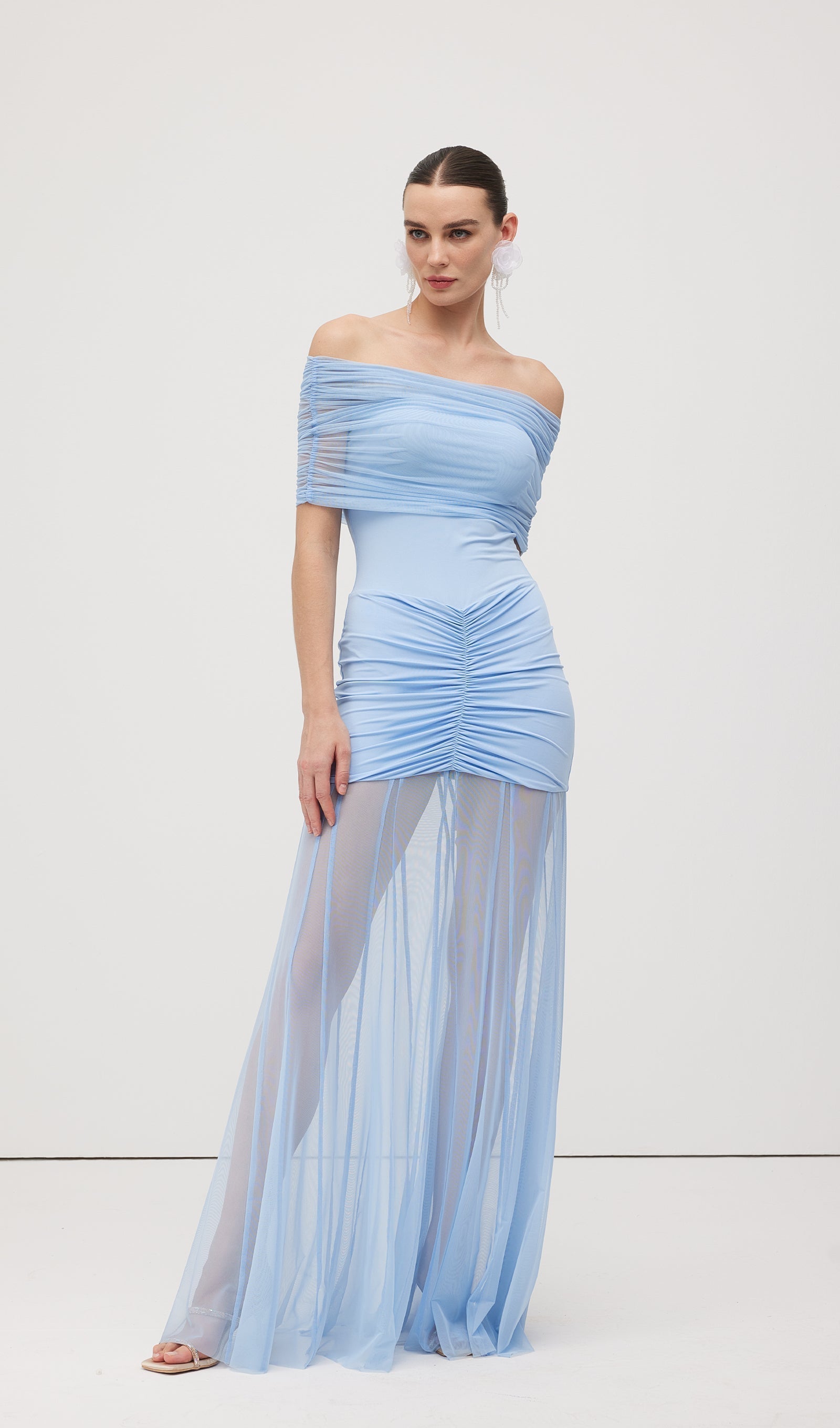 Slinky Omuz Açık Maksi Elbise