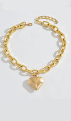 Kalp Şeklinde Metal Kolye