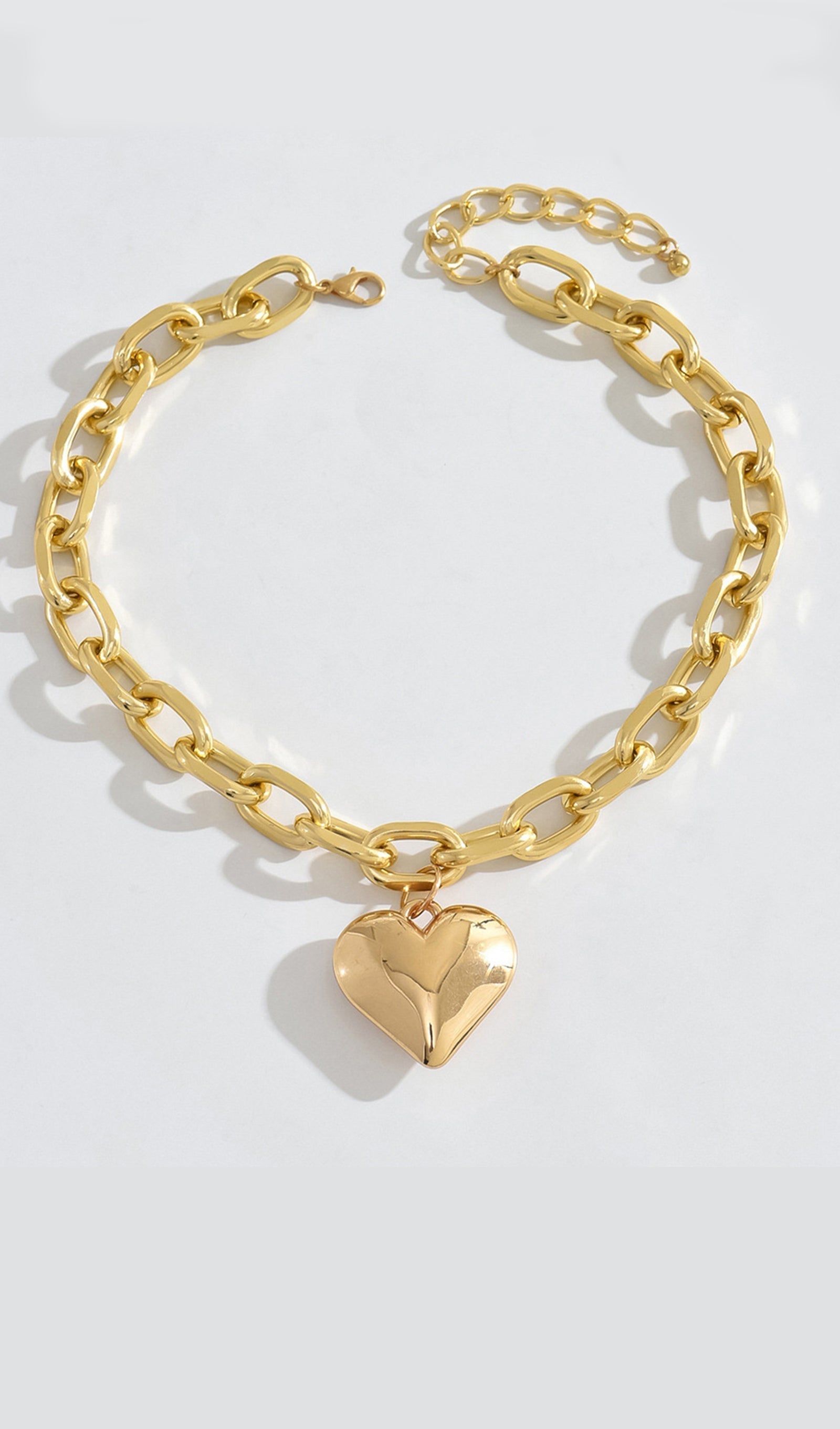 Kalp Şeklinde Metal Kolye