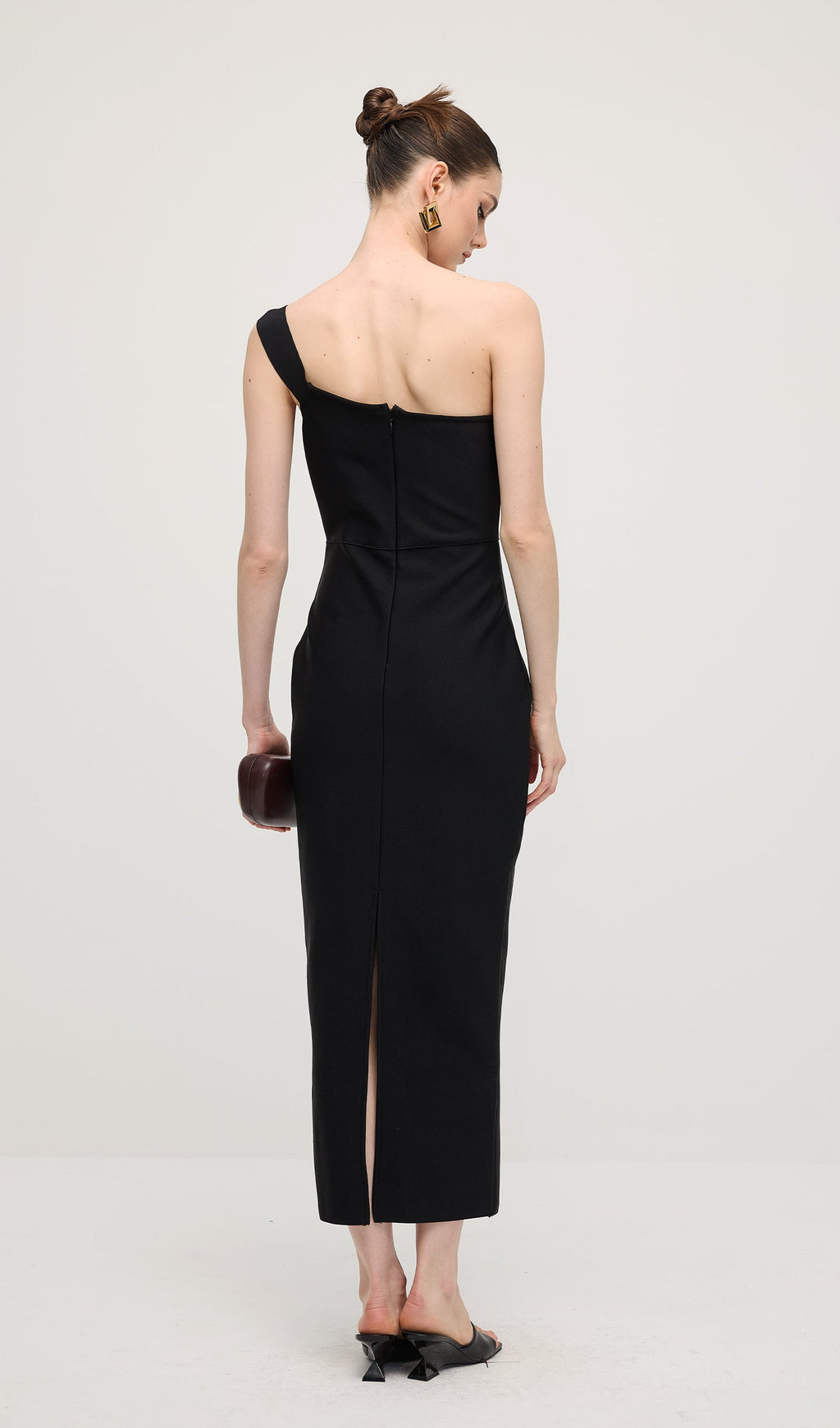 Tek Omuzlu Gül Vücuda Oturan Uzun Elbise