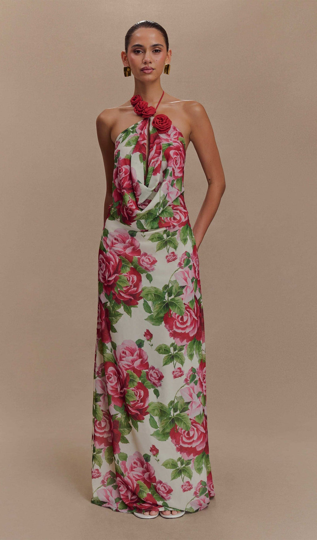 Kapüşonlu Uzun Elbise