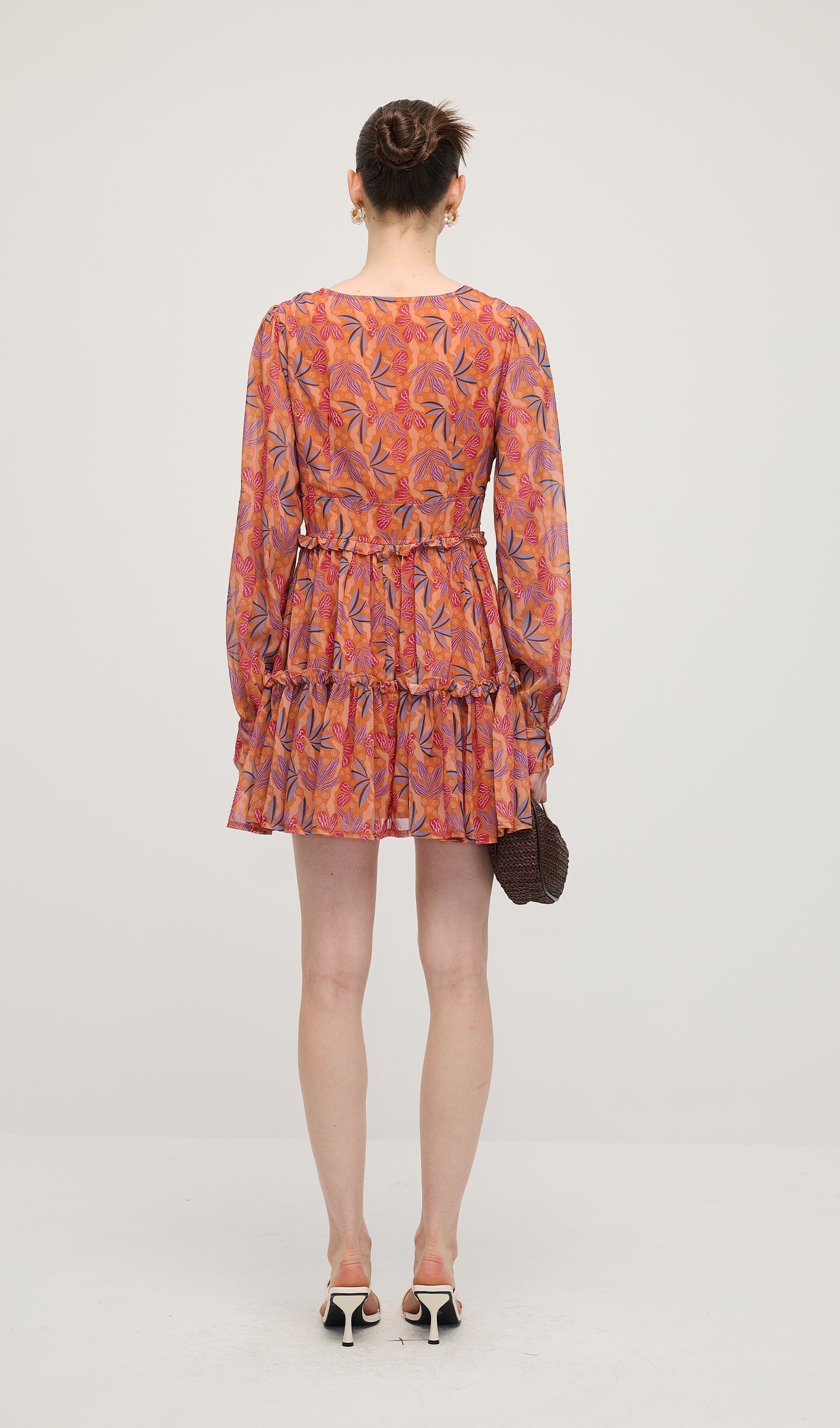 Çiçek Desenli V Yaka Fener Kollu Mini Elbise