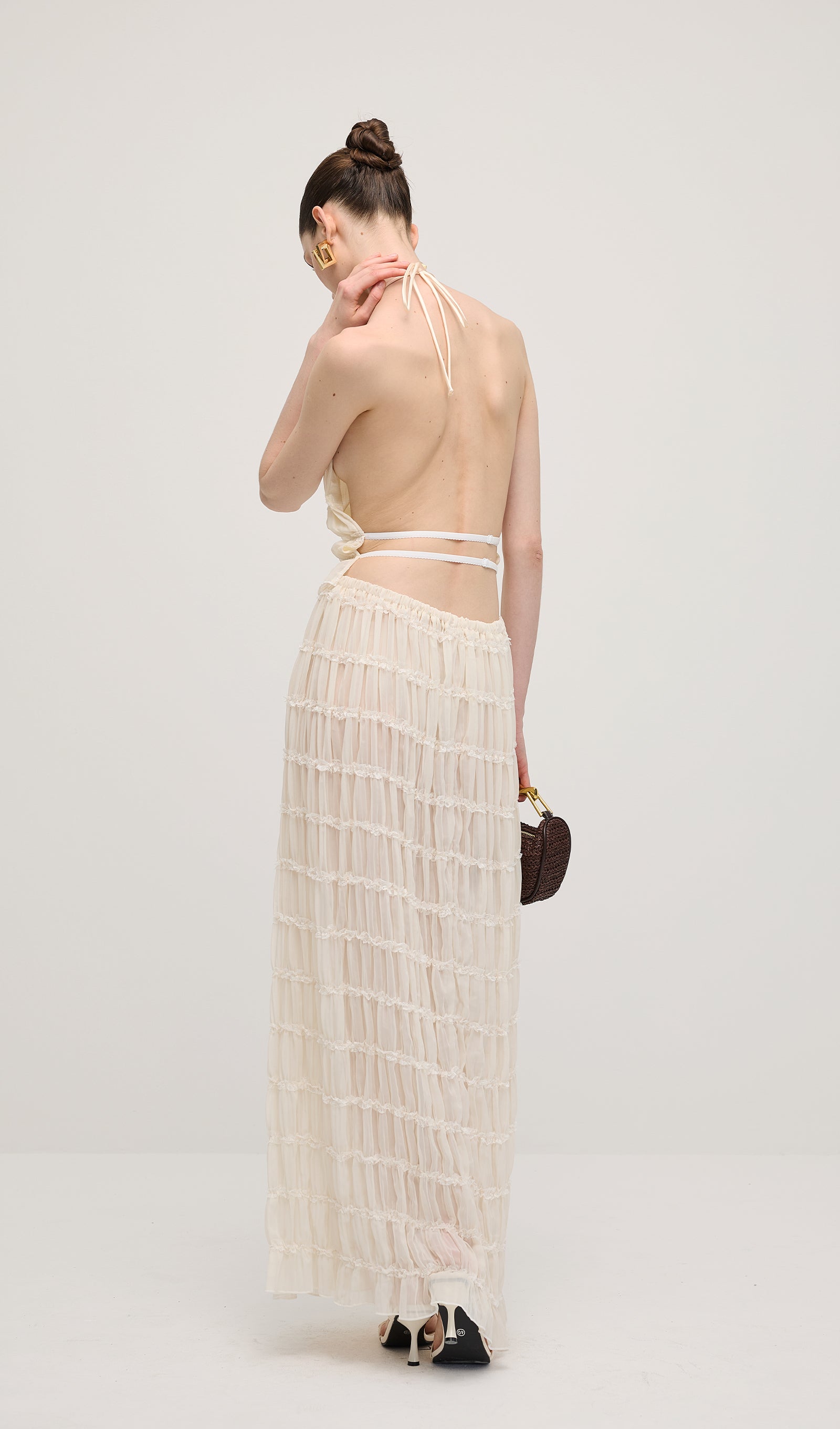 Beyaz Askılı Üst Ve Büzgülü Detaylı Uzun Etek Takımları