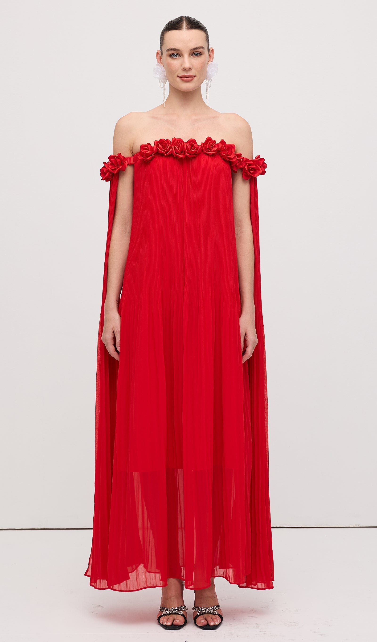 Omuz Açık Drapeli Uzun Elbise