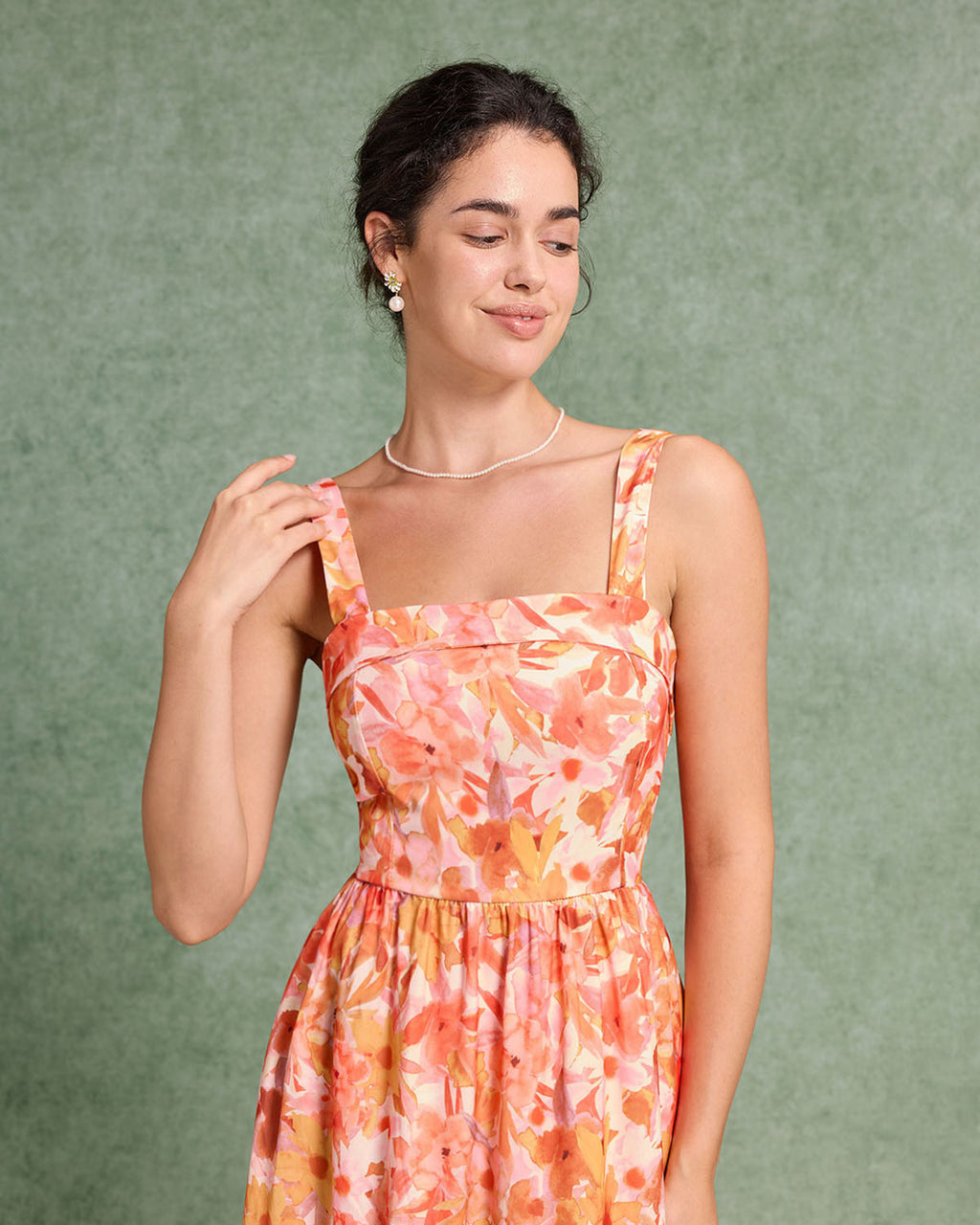 Turuncu Çiçekli Kare Yaka Midi Elbise